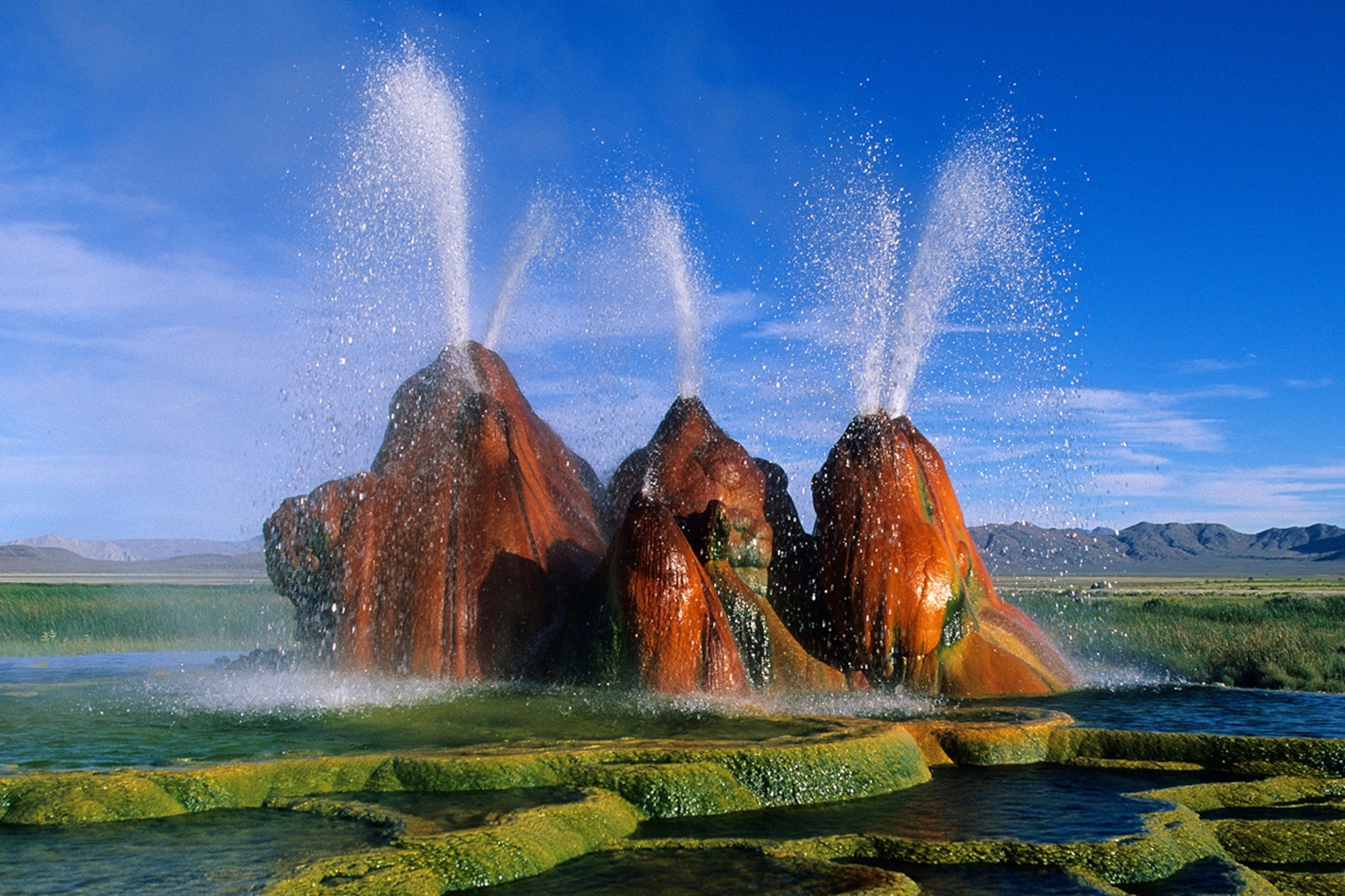 ナショナルジオグラフィックwedgeDAYS ww-nature-fly-geyser-