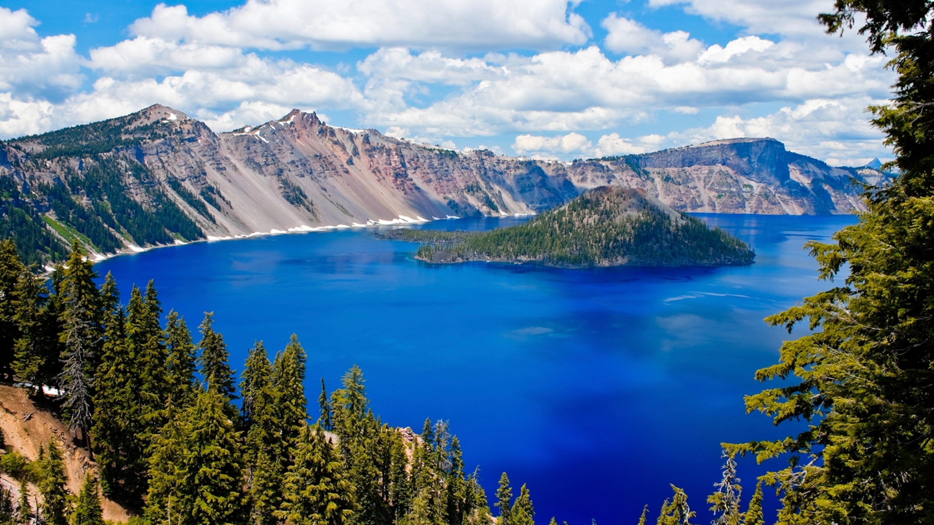 Ashland Going For Walks Famous Person Holland Chooses Oregon World   Oregon Crater Lake 