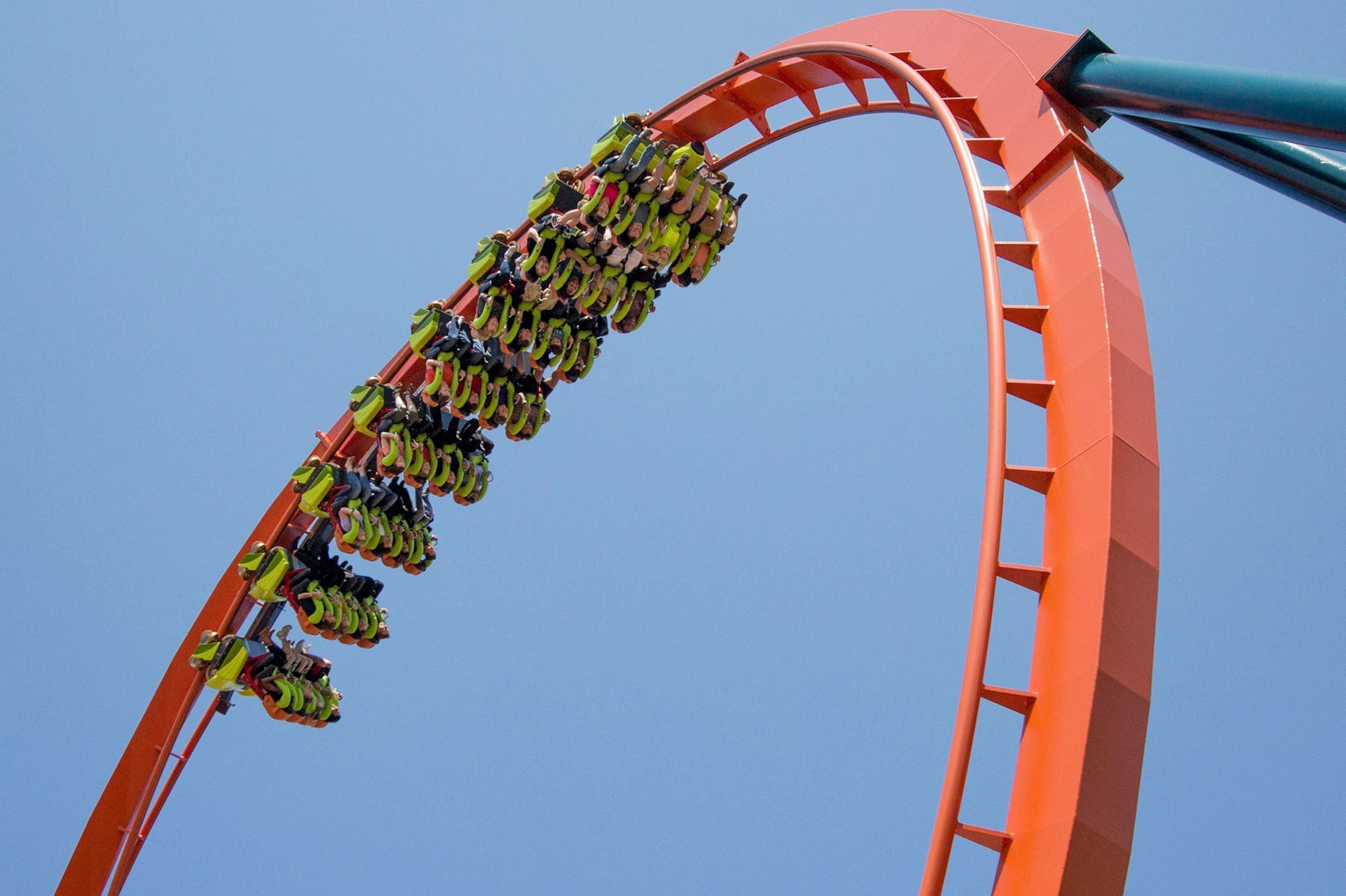 Can You Ride Roller Coasters While 3 Weeks Pregnant