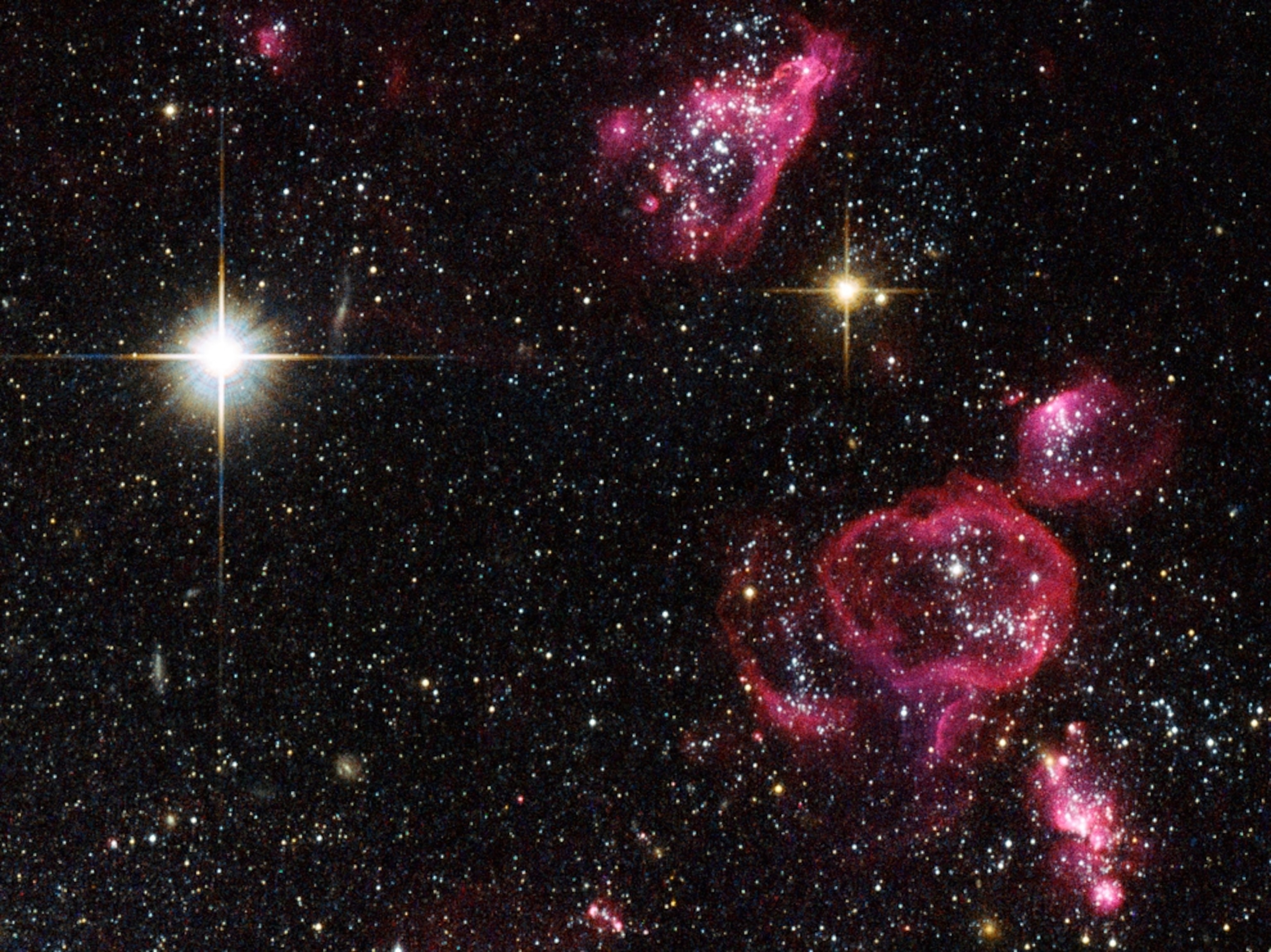 Galaxy picture: Bubbles of gas in a dwarf galaxy