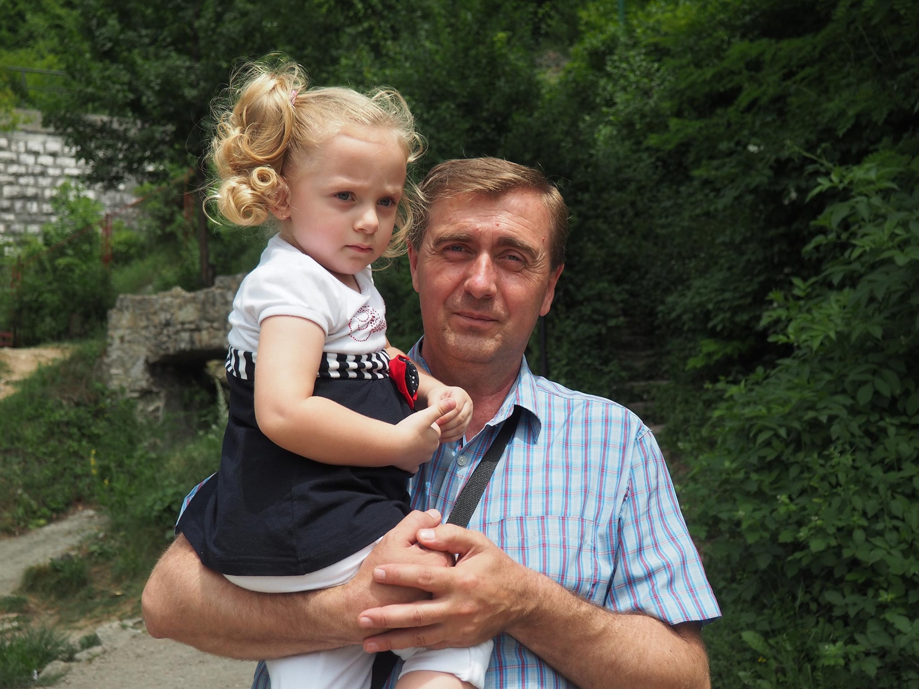 A man and his daughter in Travnik