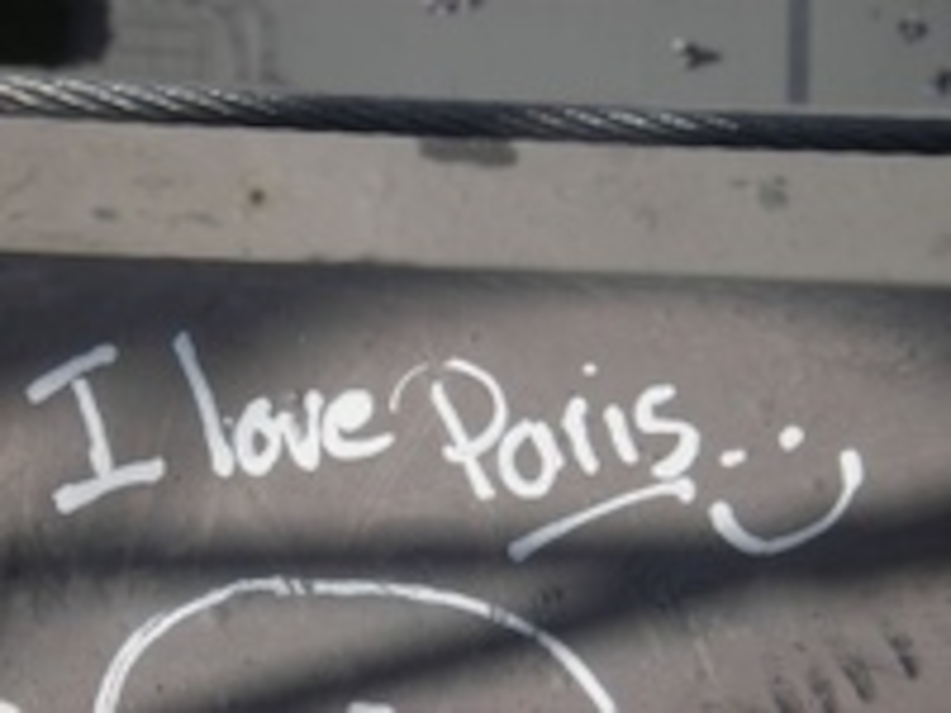 Eiffel tower grafitti