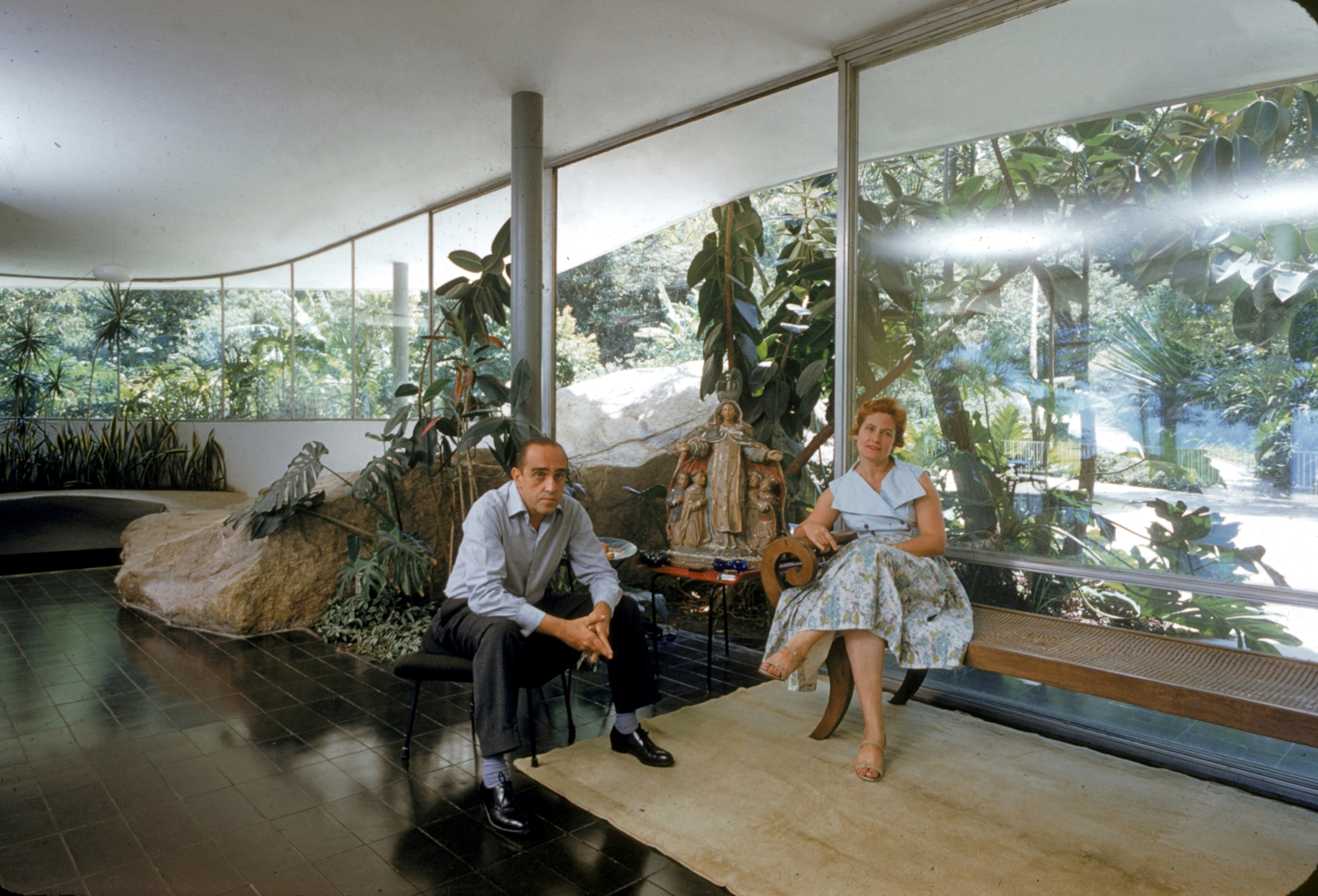 Brazilian architect Oscar Niemeyer sits in Casa Das Canoas