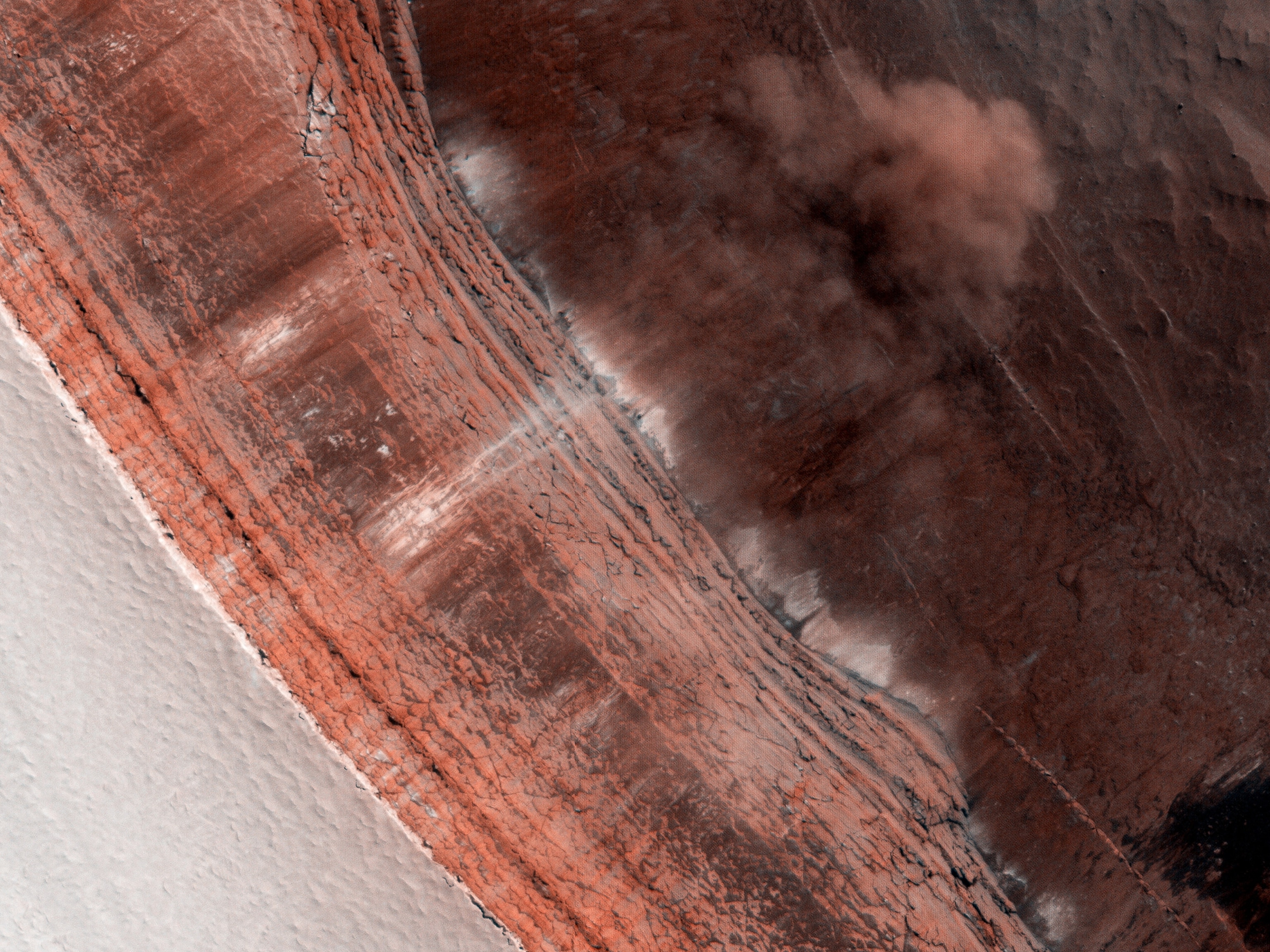 a frost avalanche on Mars