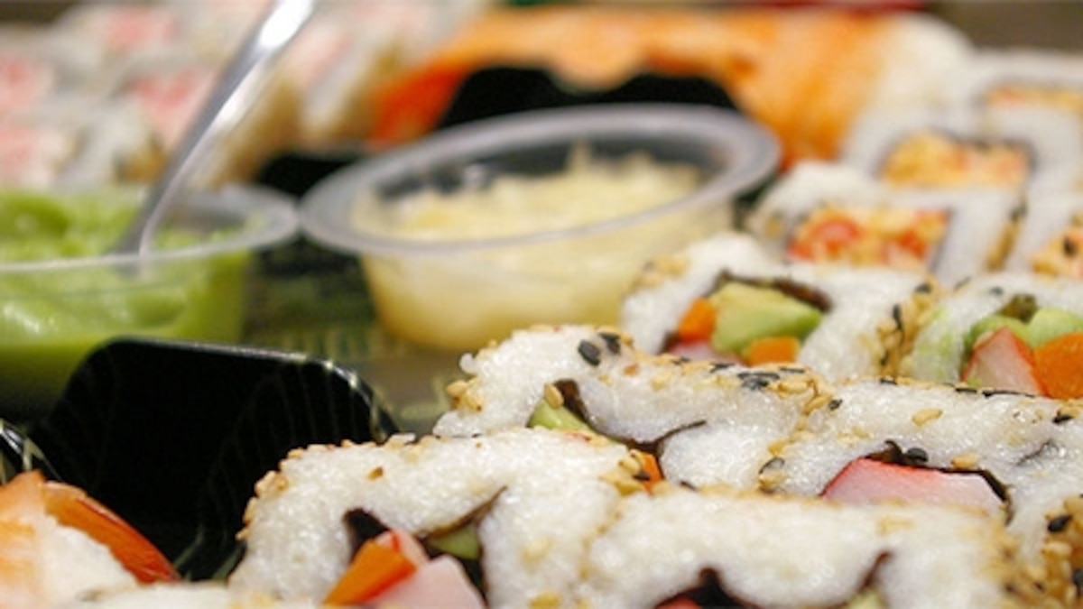 Gut bacteria in Japanese people borrowed sushidigesting genes from