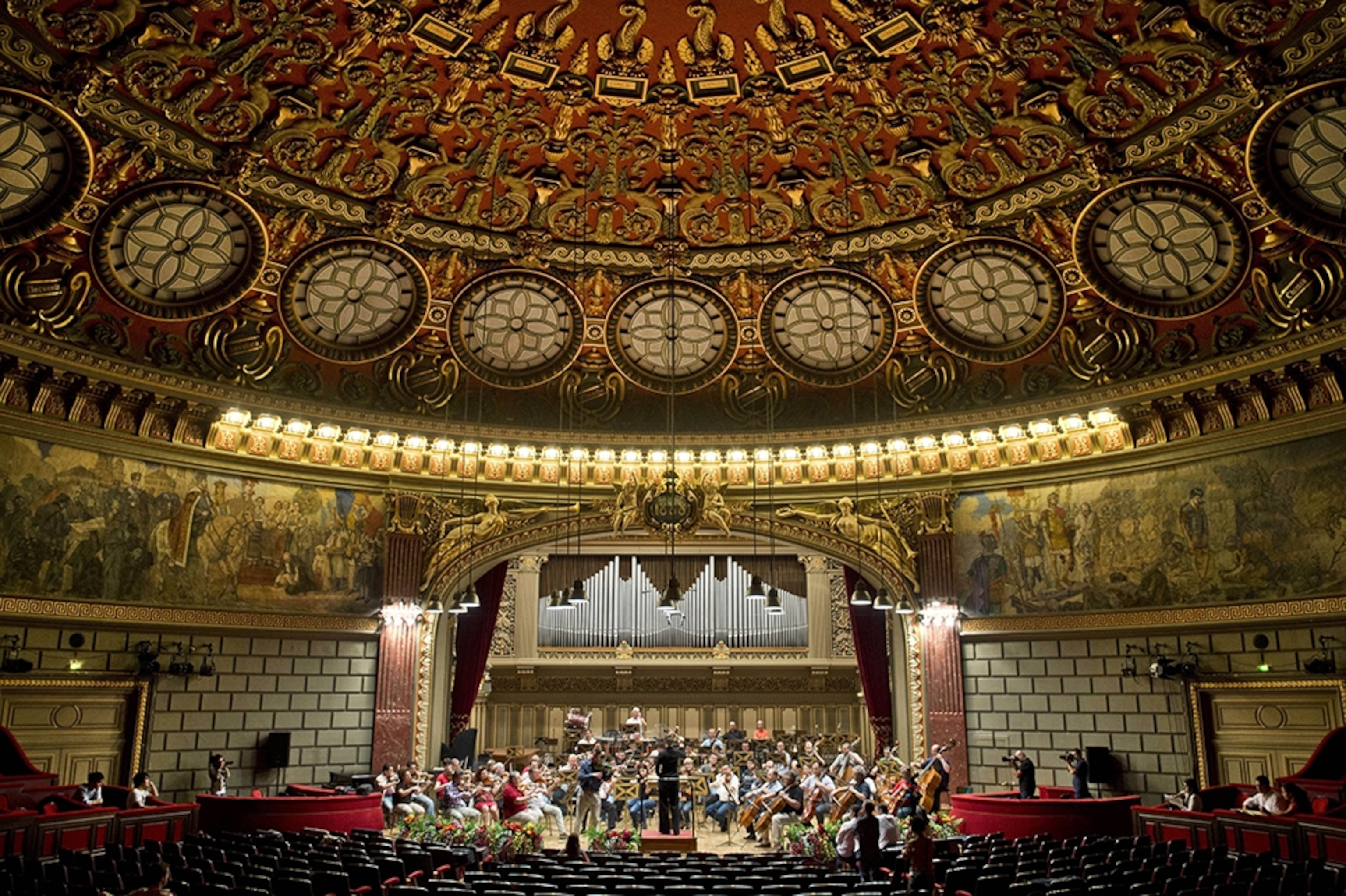 interior of Romanian Athenaeum, Bucharest