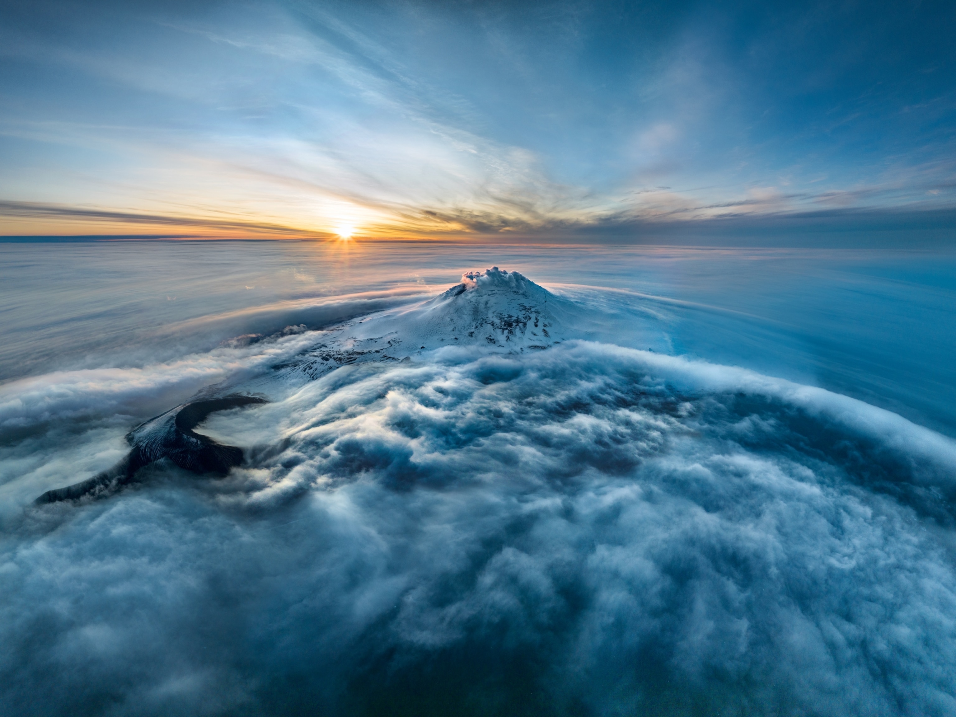 tourist trapped on volcano