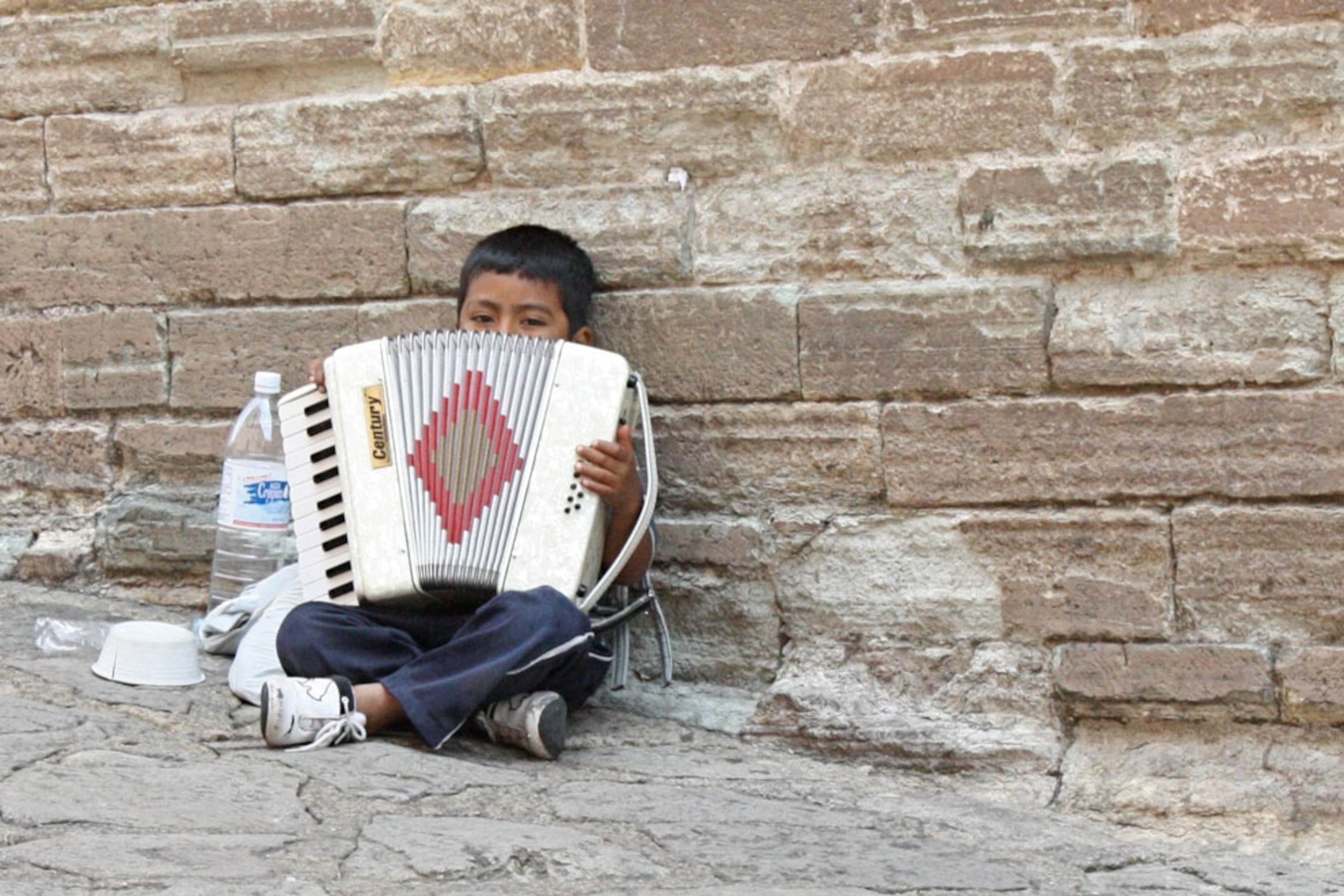 Boy with accordion in Guanajuato, Mexico