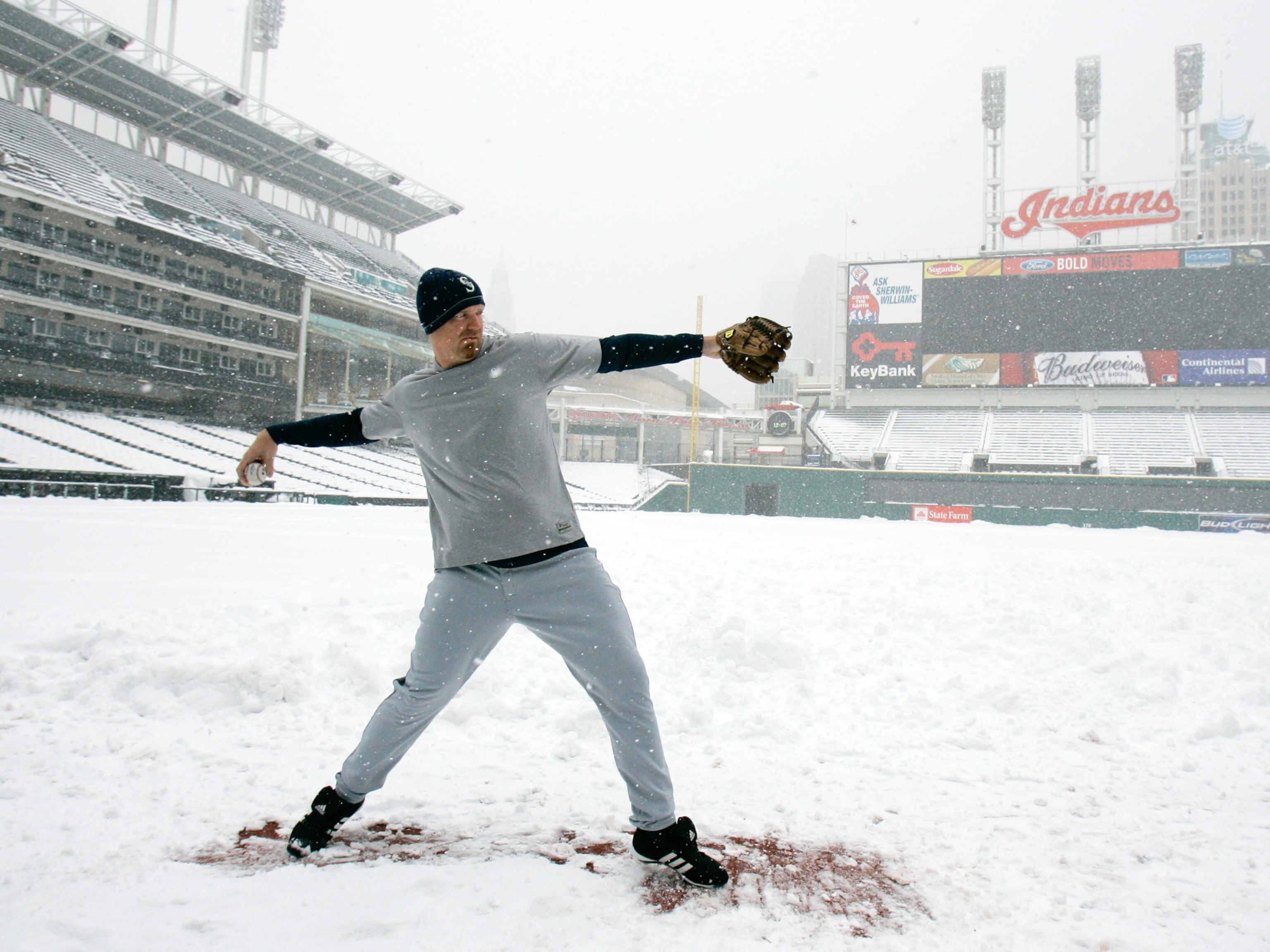 Pitcher J.J. Putz throws a baseball in Cleveland, Ohio.