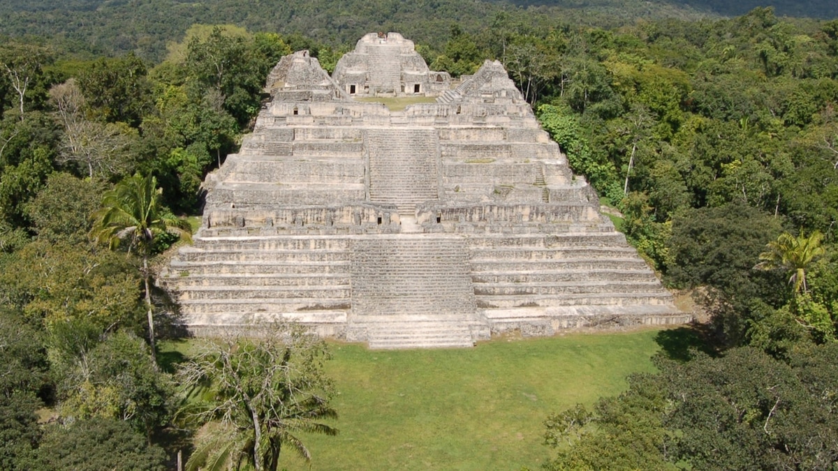 Scientists find tomb of a Maya king and his ancient treasures. But who was he?