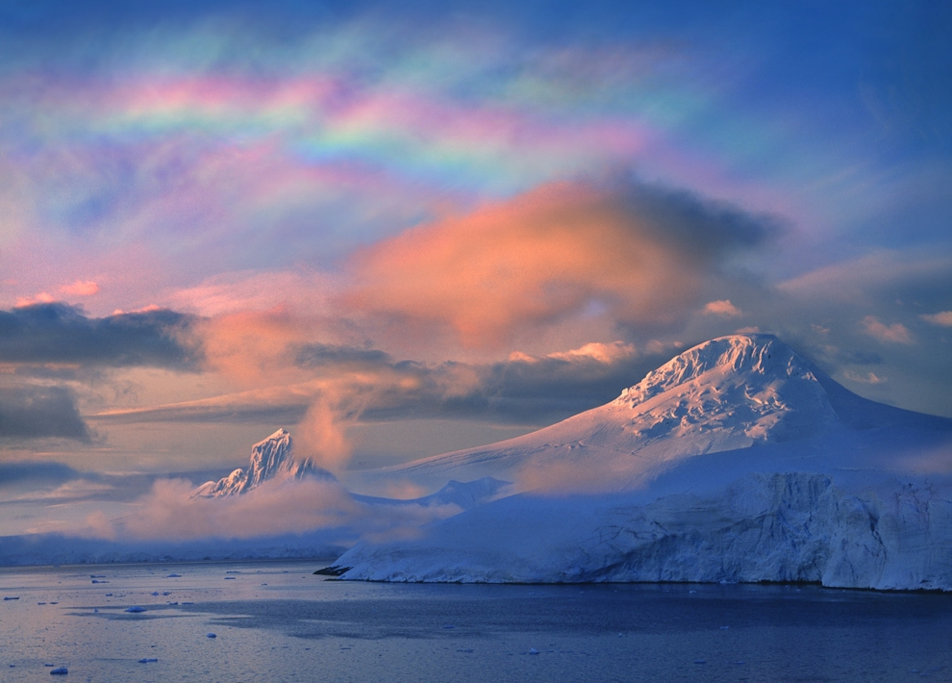 Polar stratospheric clouds over the Arctic Circle.