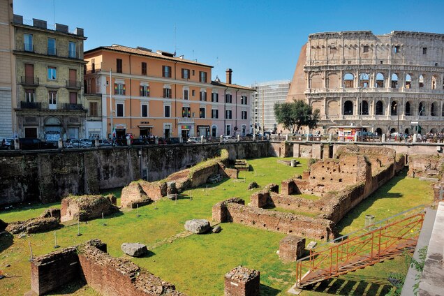 The Ludus Magnus, in the shadow of Rome&rsquo;s Colosseum, was a combination barracks and gym for gladiators in training.