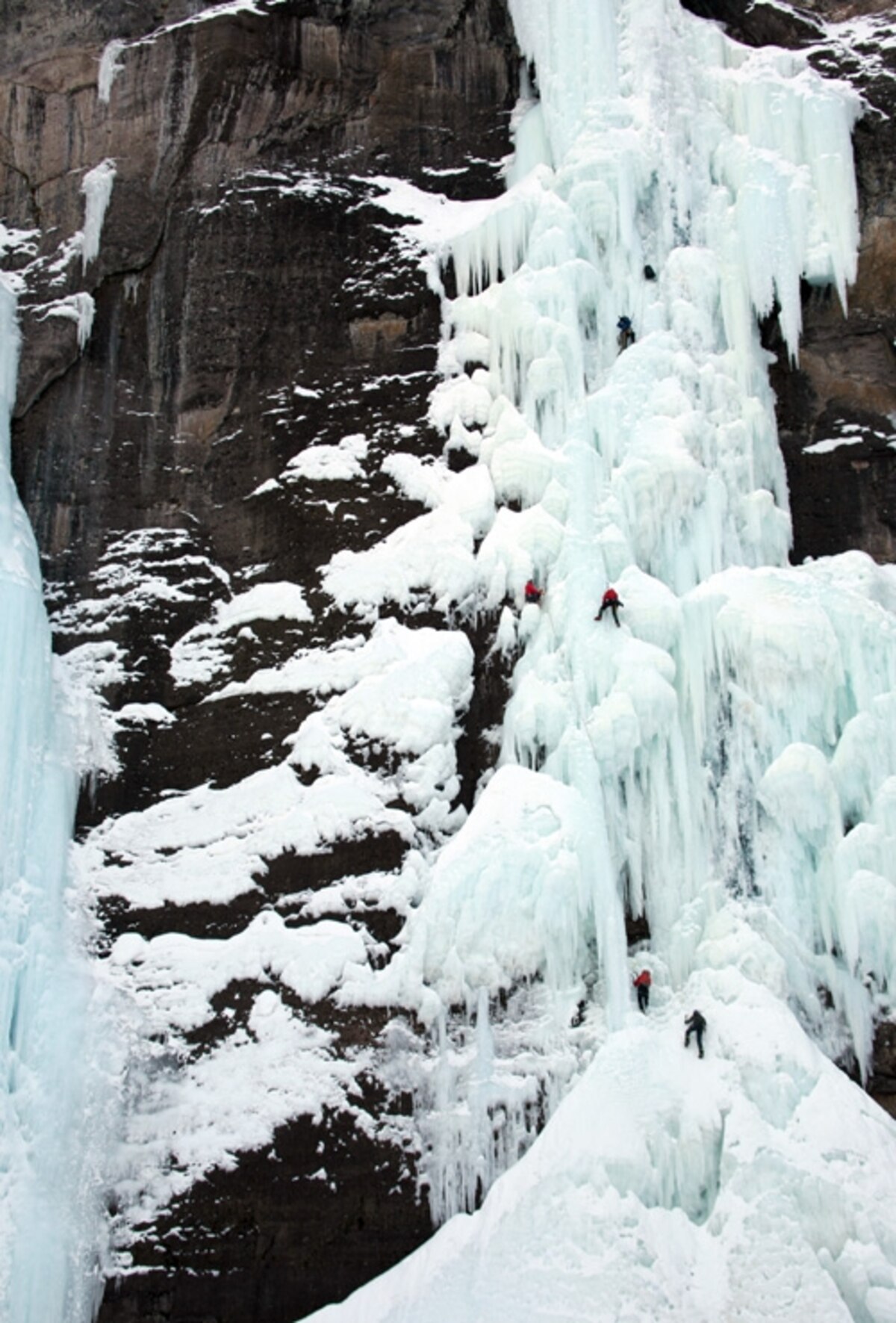 The Sound of Ice Erik Weihenmayer Climbs Bridal Veil Falls