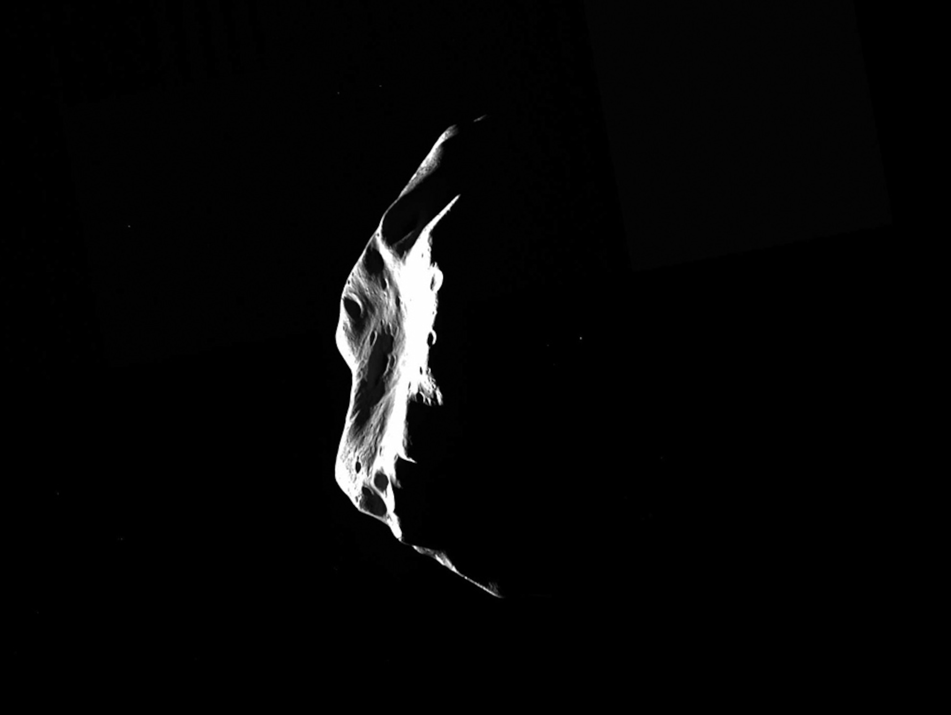 A parting picture of the asteroid Lutetia taken by the Rosetta probe