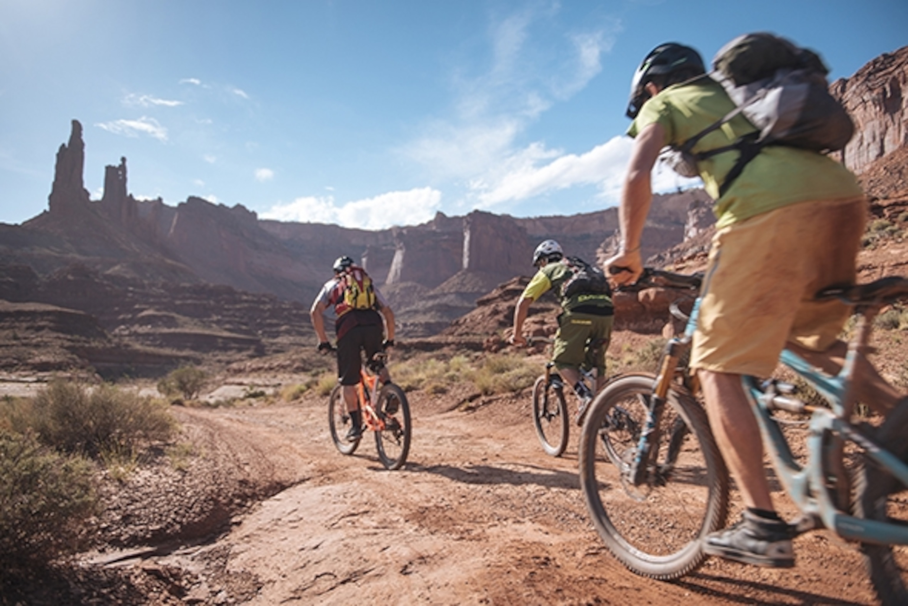 Riding the White Rim Trail, Utah; Photograph by Max Lowe
