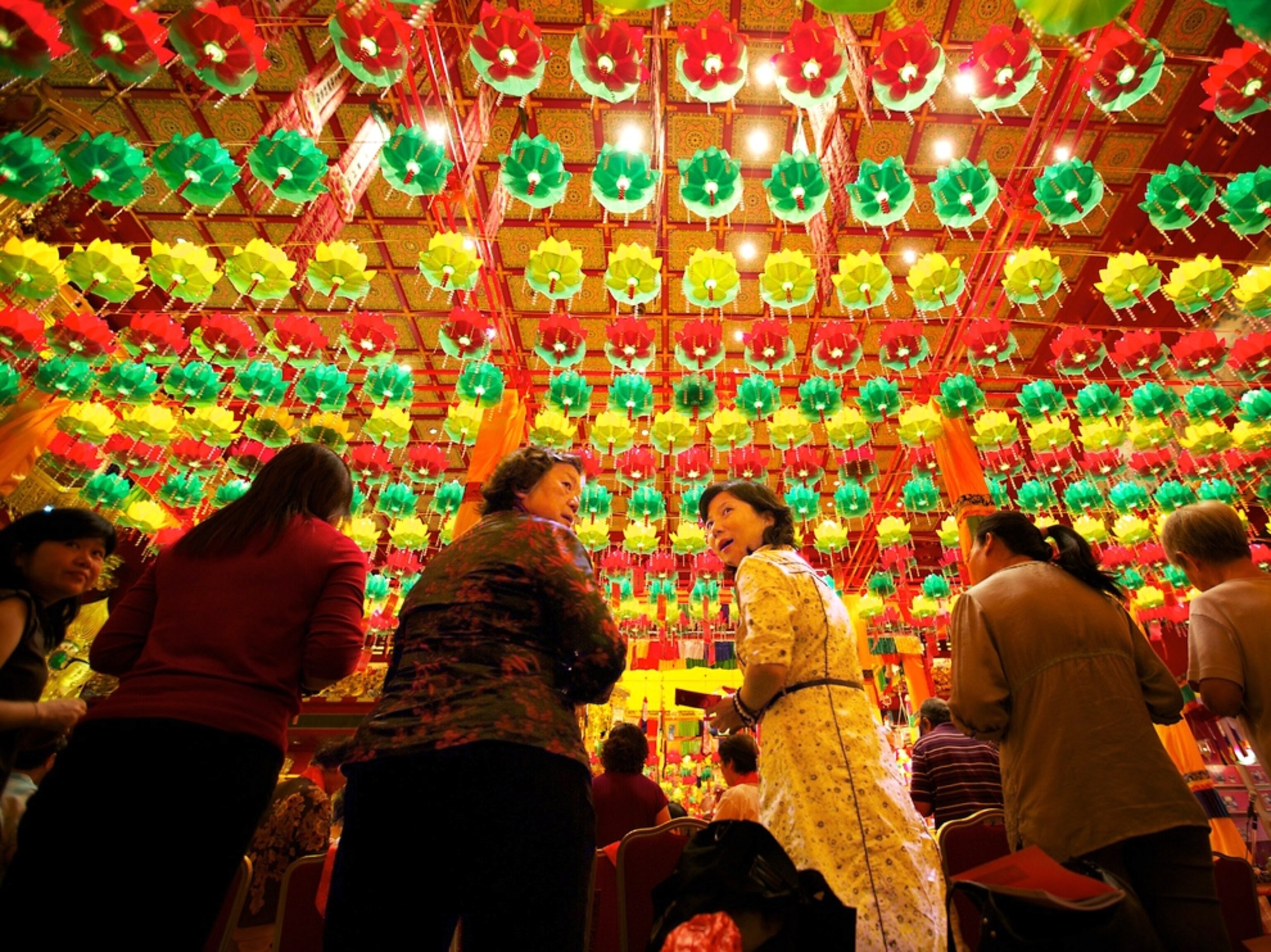 women in a temple in Chinatown
