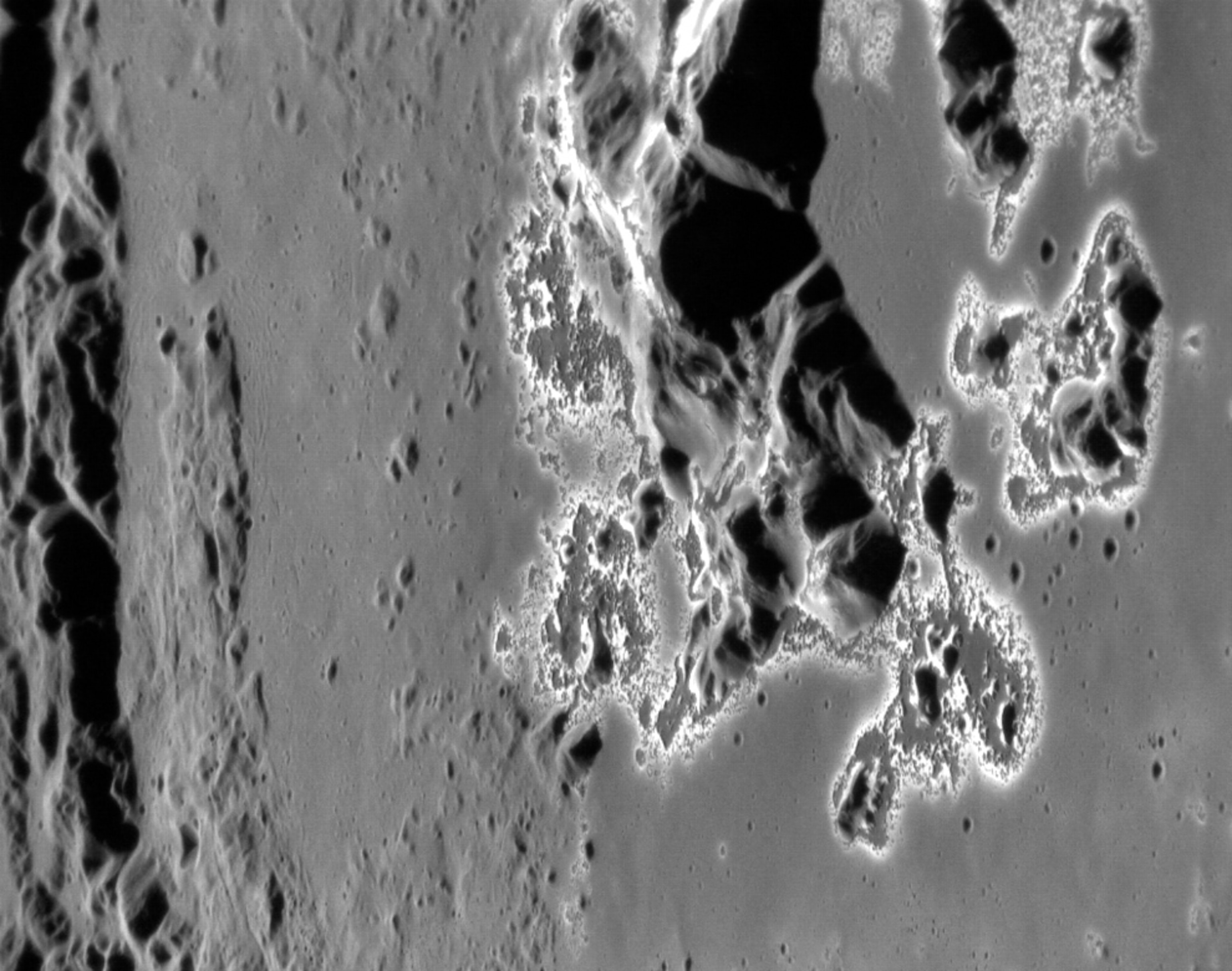 Mercury picture: landforms called hollows in an impact crater
