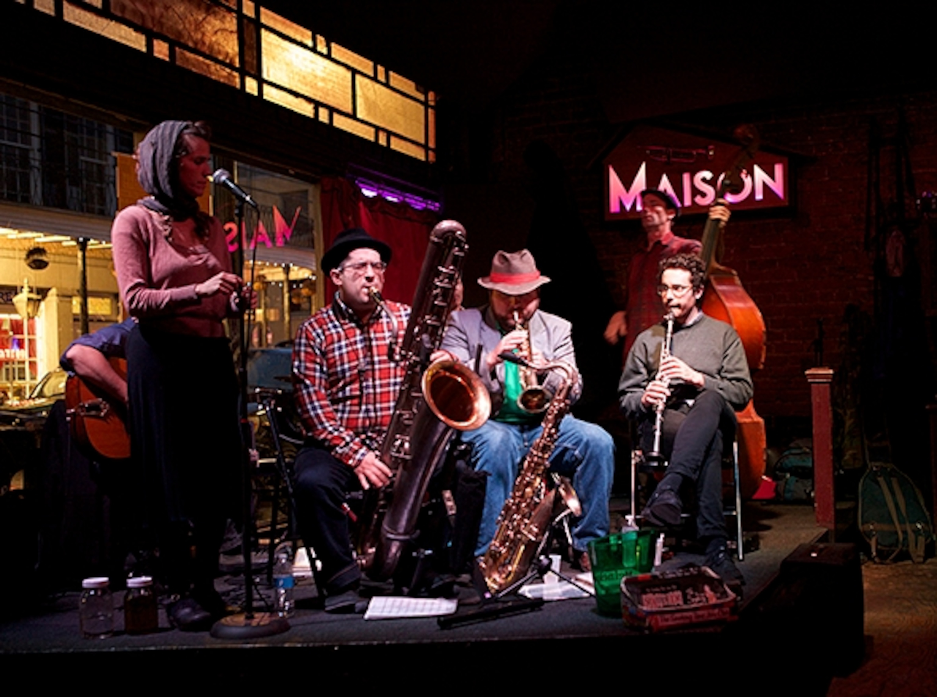 The Smoking Time Jazz Club fills a rainy evening with lively jazz at the Maison, a live music venue on Frenchmen Street in the Marigny neighborhood. (Photograph by Kris Davidson)
