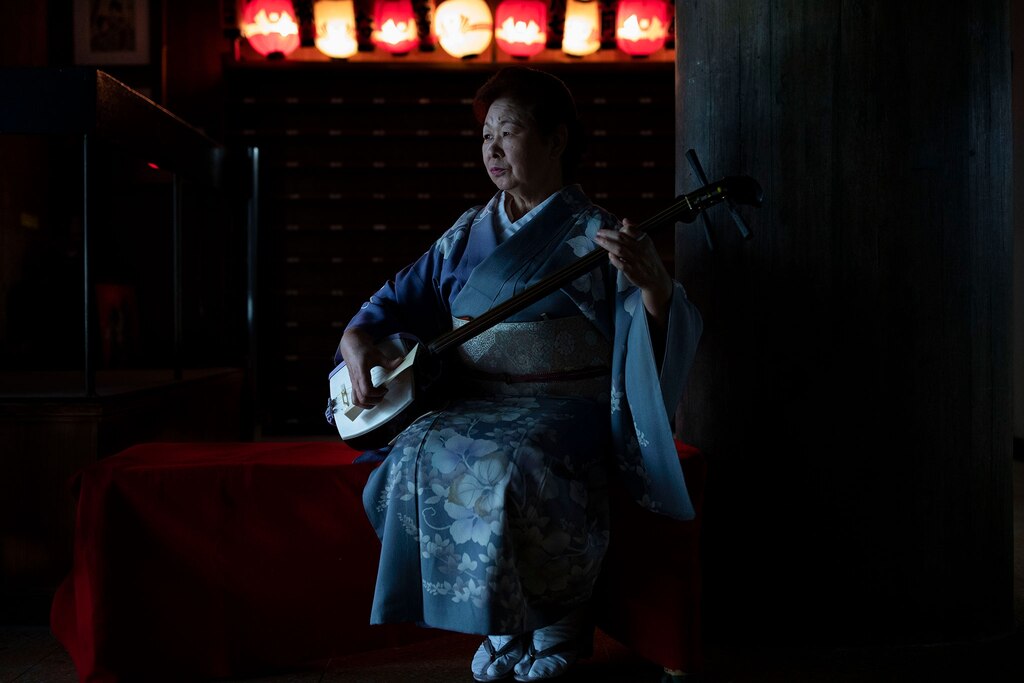 象牙の違法取引を日本が助長か