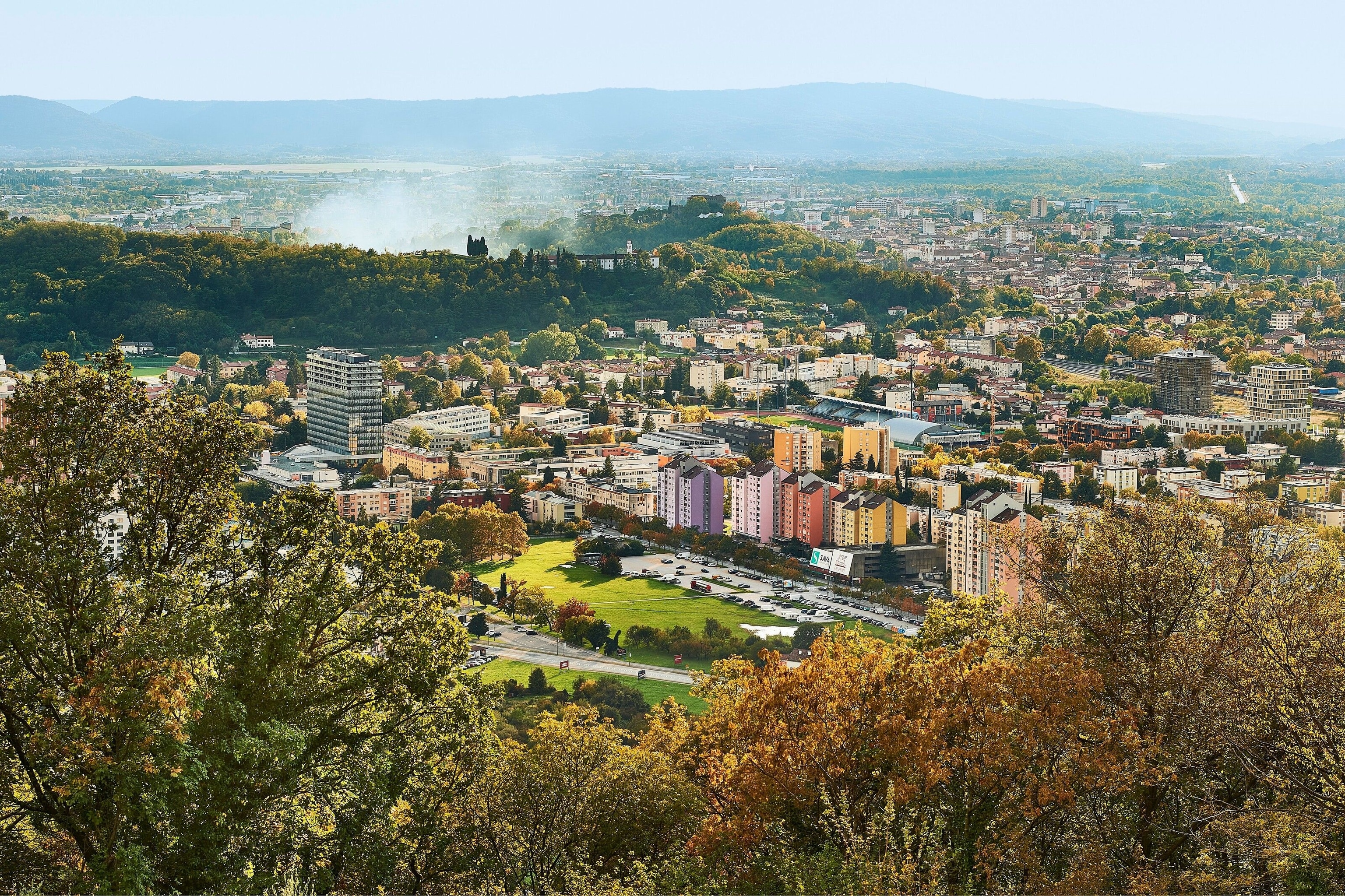 A hillside view of the town of Nova Gorica.