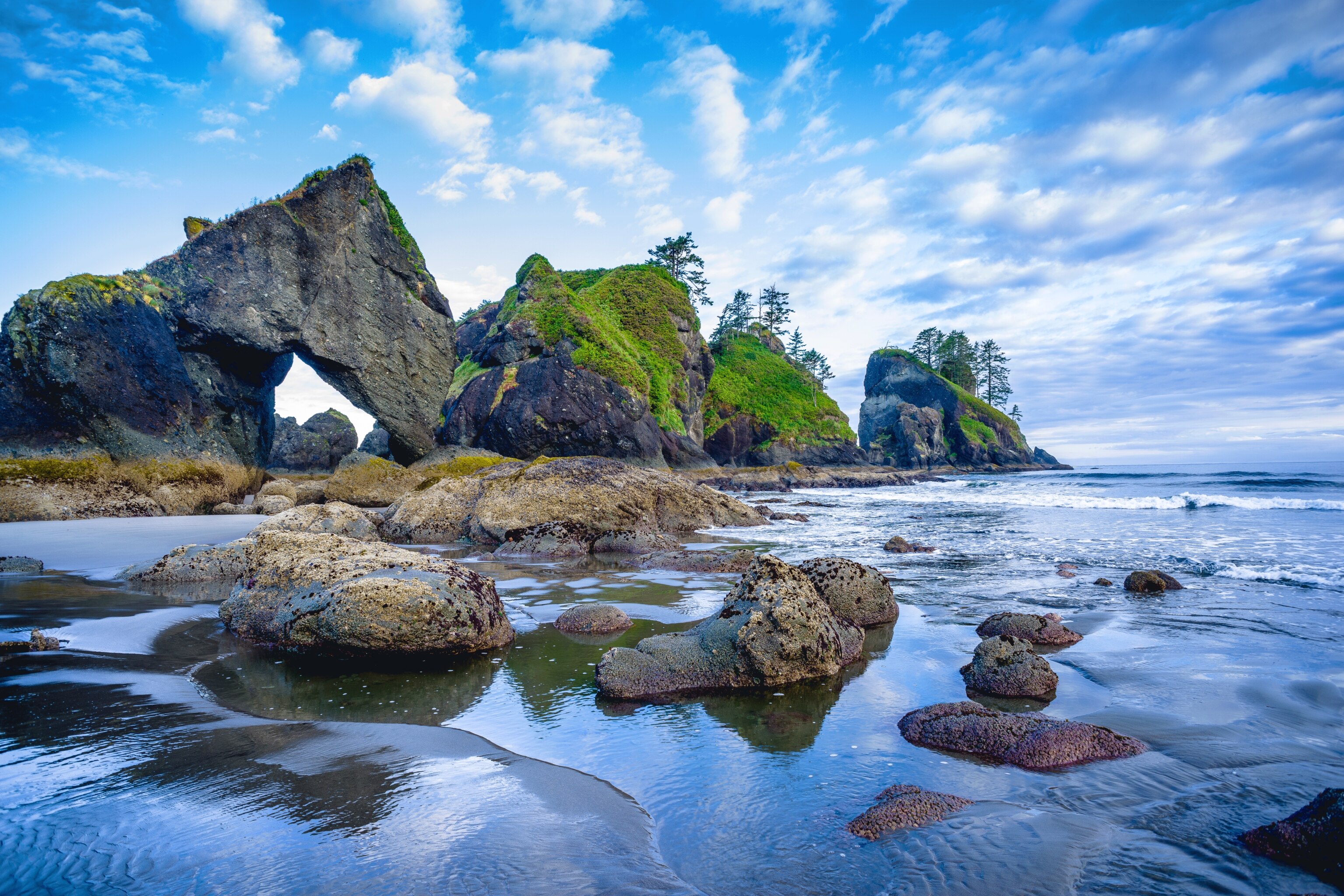 Off-grid adventures: explore the national parks of the Pacific Northwest