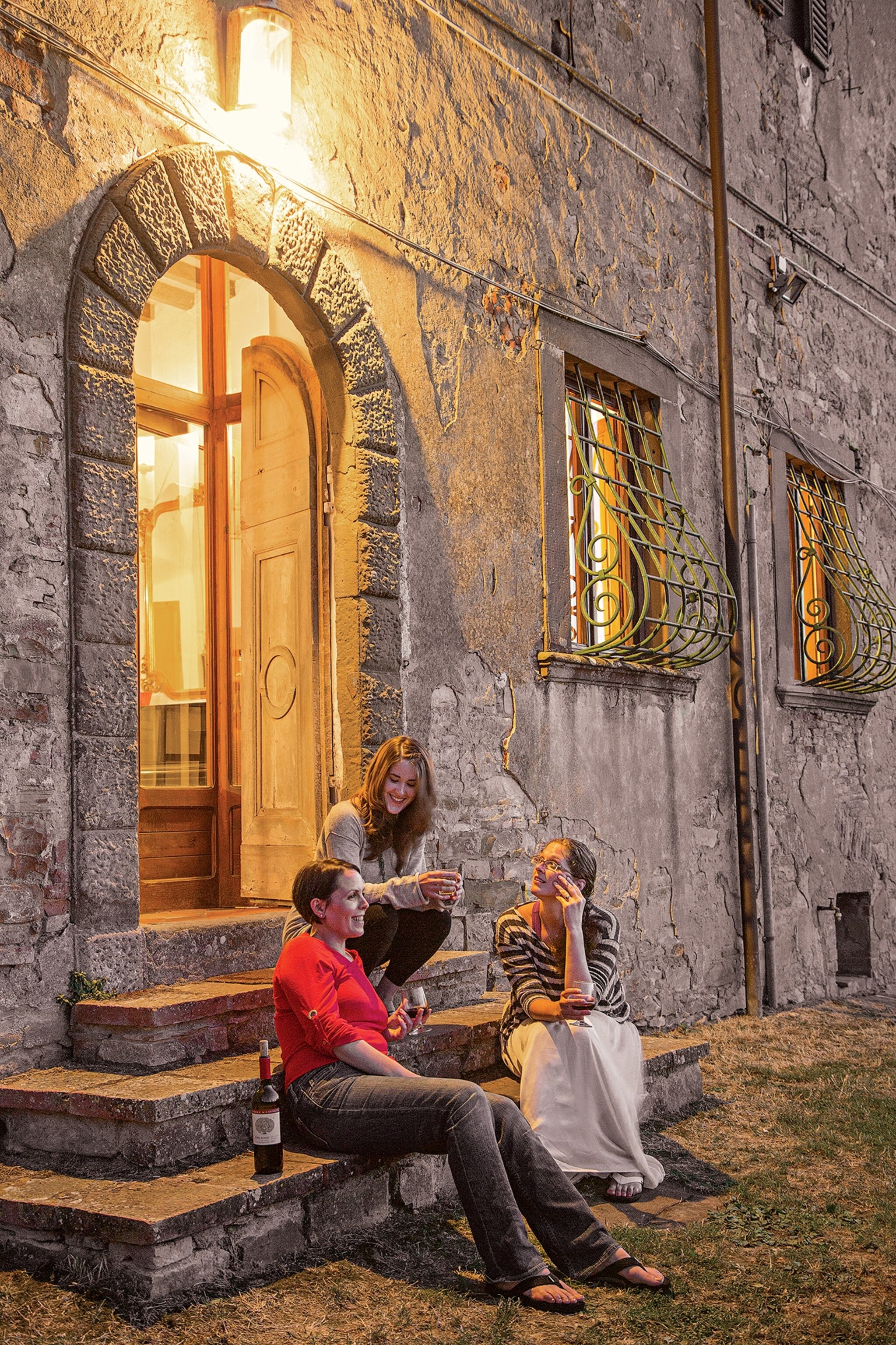 participants gathered at a yoga retreat at La Chiara di Prumiano in Tuscany, Italy