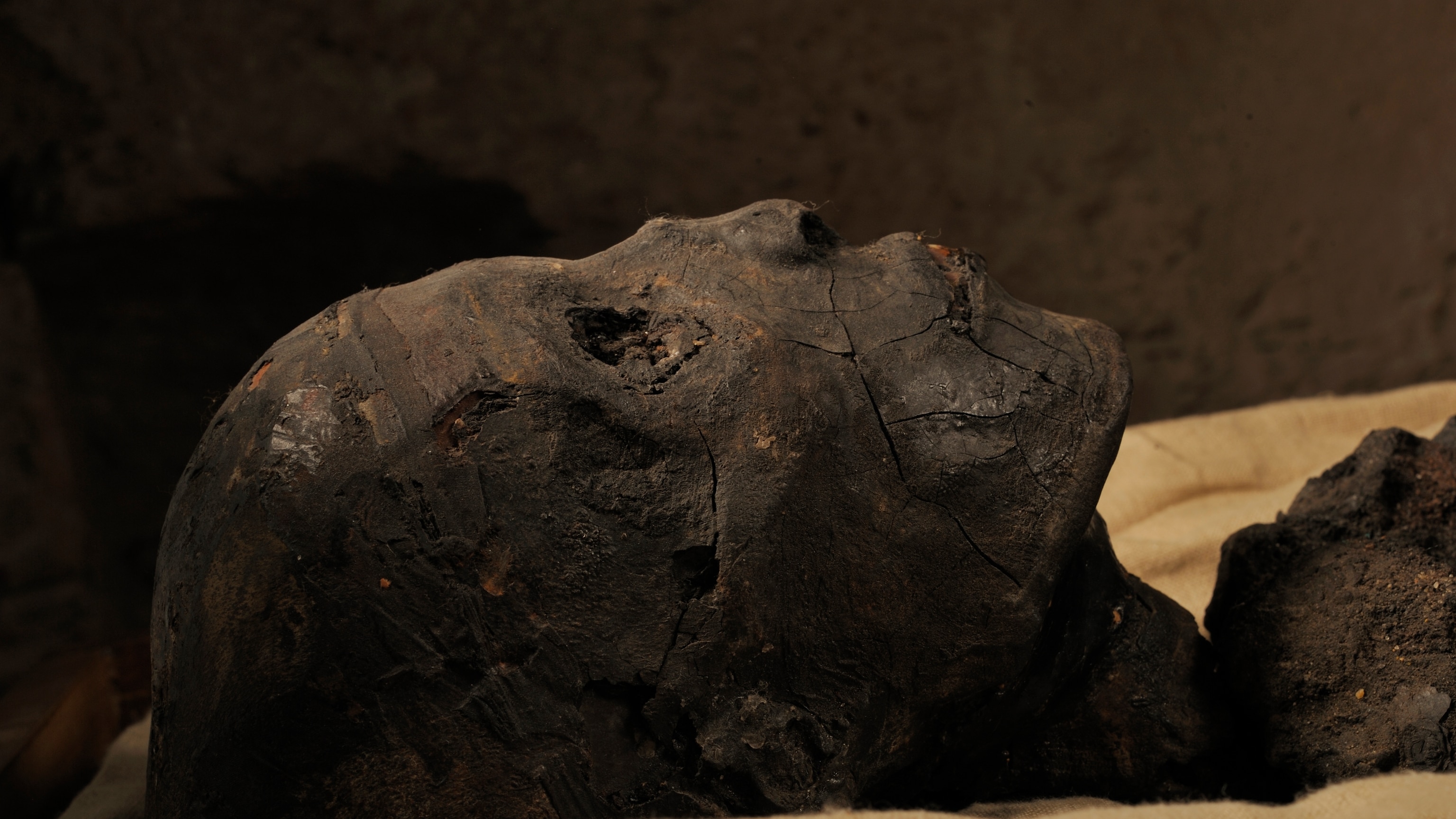 They mummified a modern human with ancient tools. It got messy.