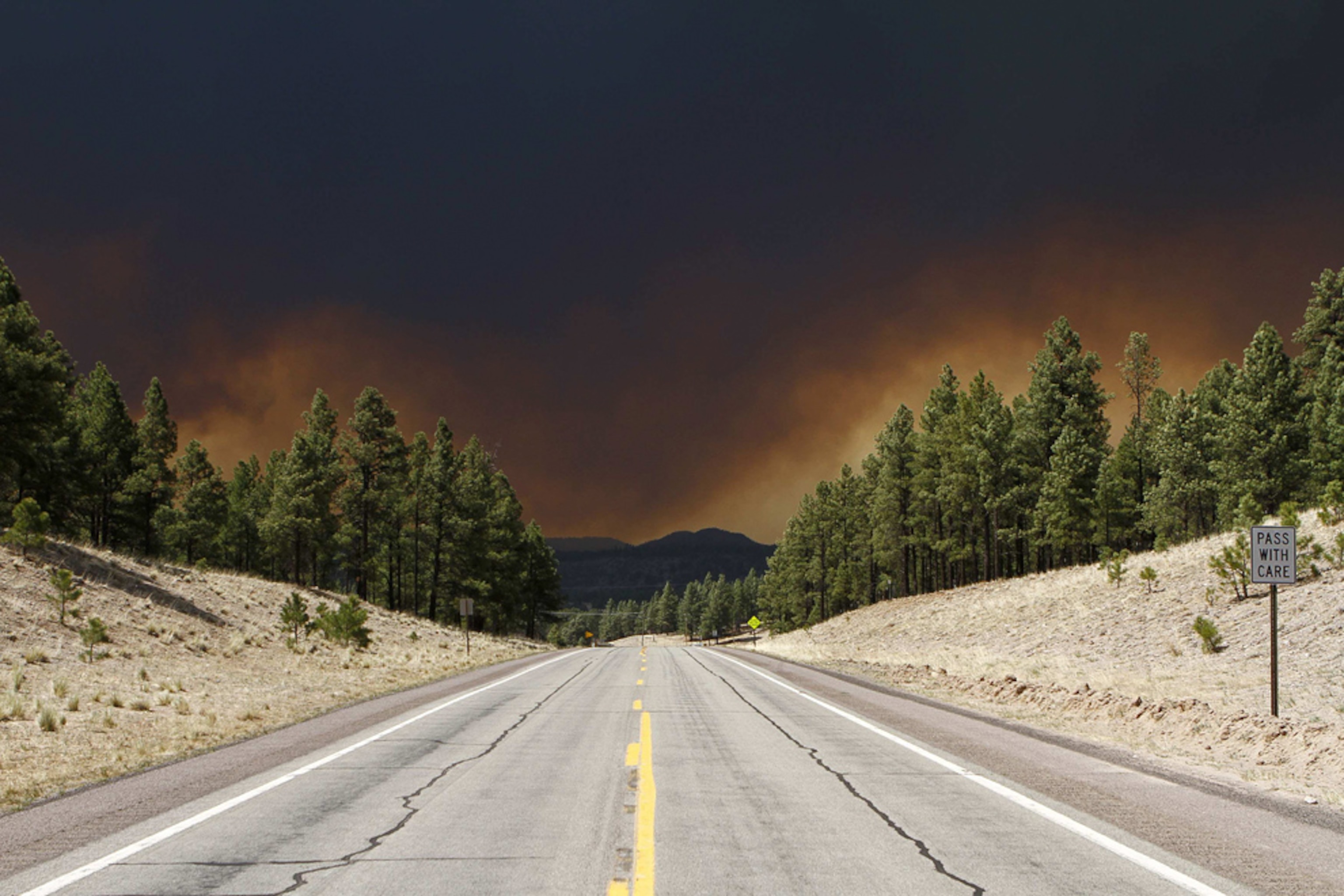a sky turned black by the Arizona wildfire