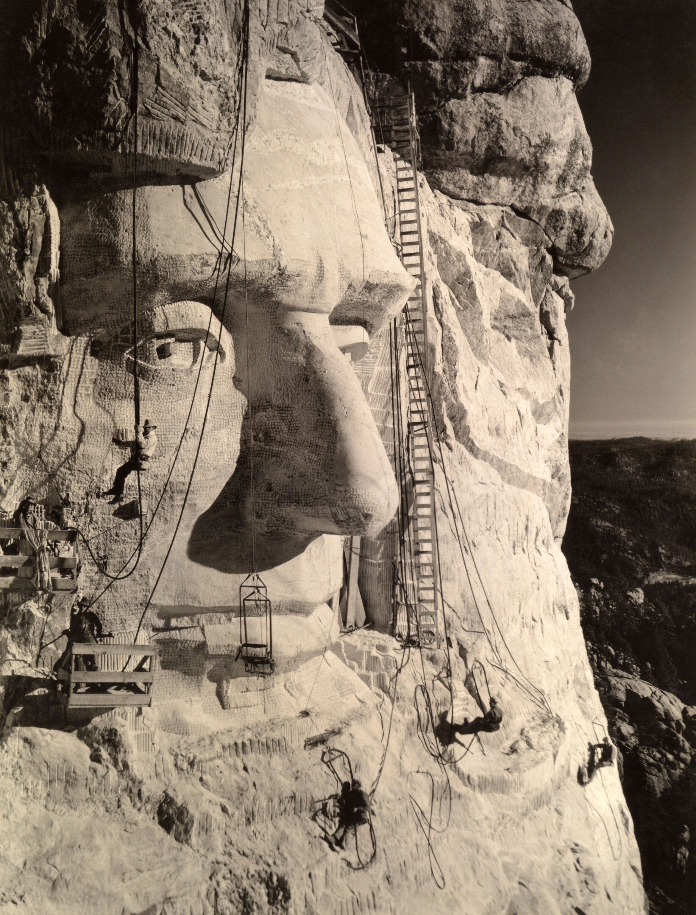 the face of Abraham Lincoln at Mount Rushmore