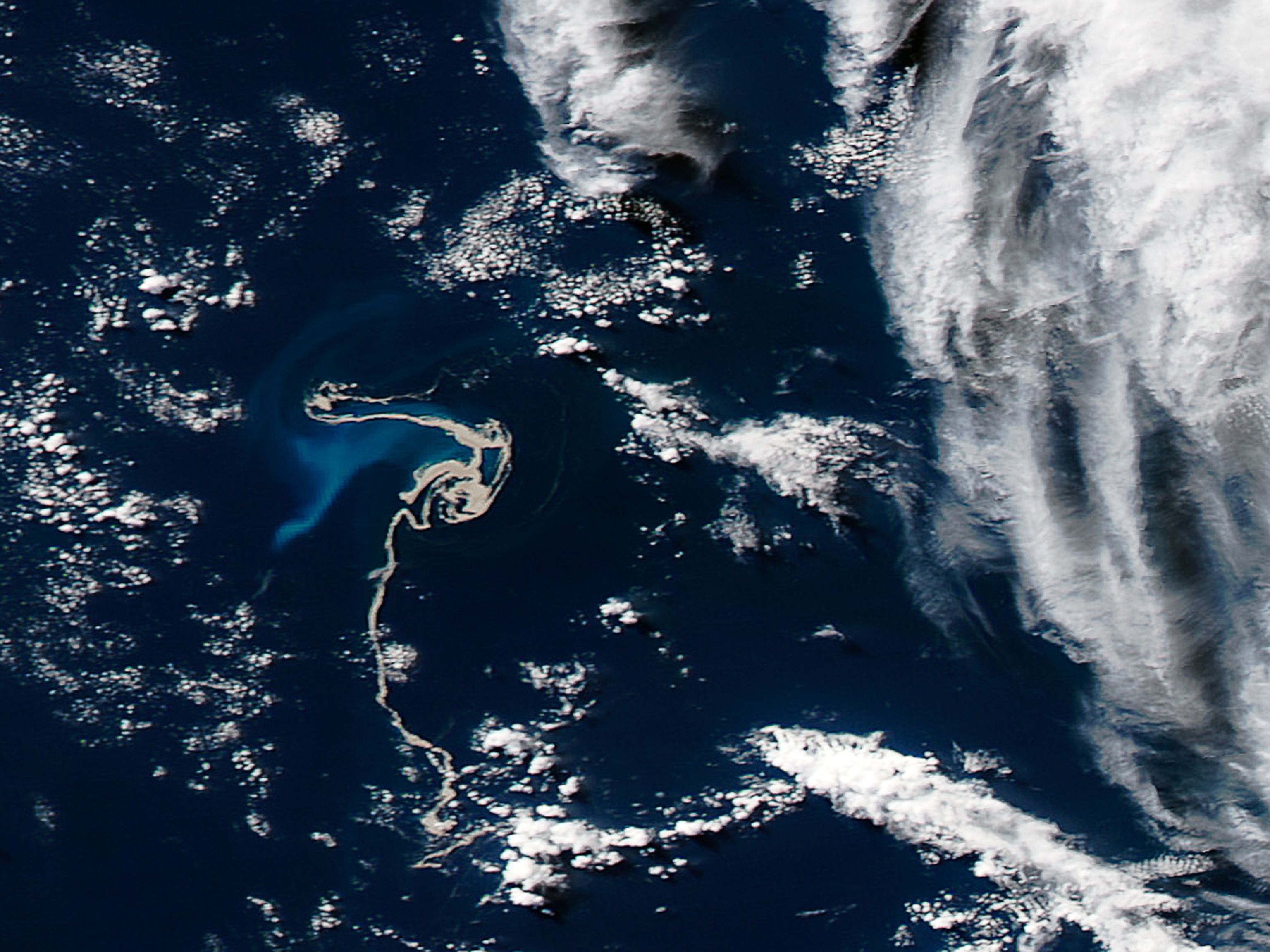 Pumice raft picture - one of the week's best space pictures