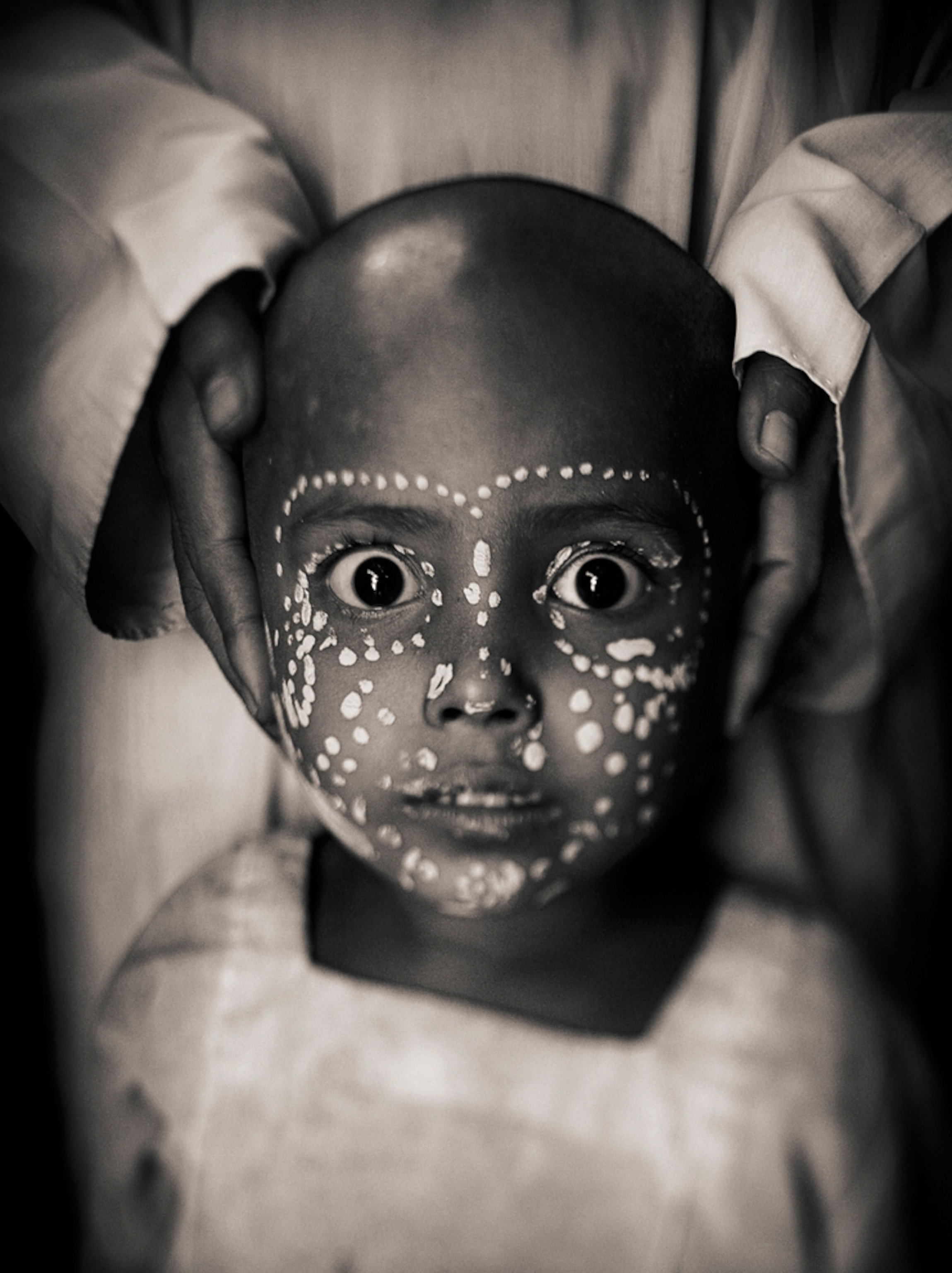 Refugee child picture: World Photography Awards -- Current Affairs category, Professional Competition