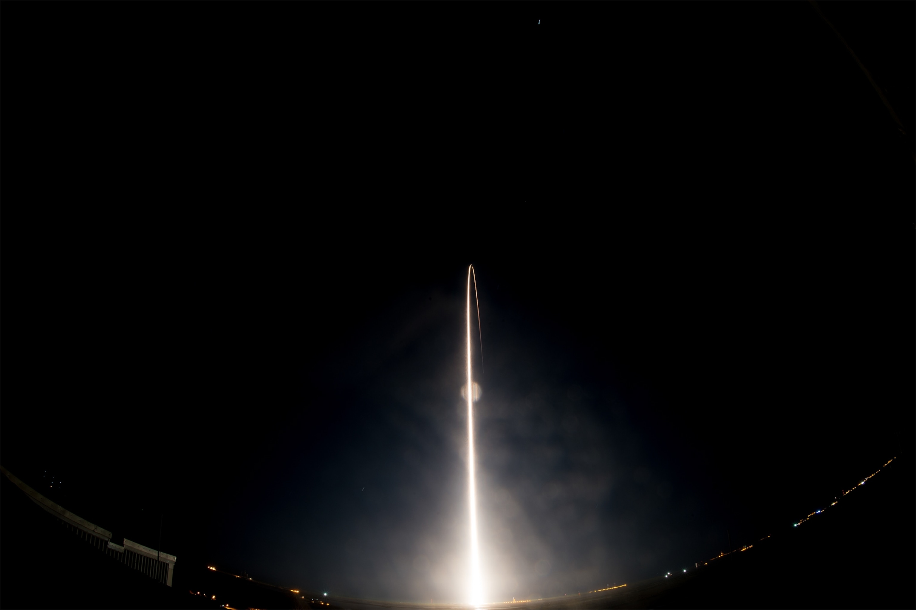 the United Launch Alliance Atlas V rocket taking off
