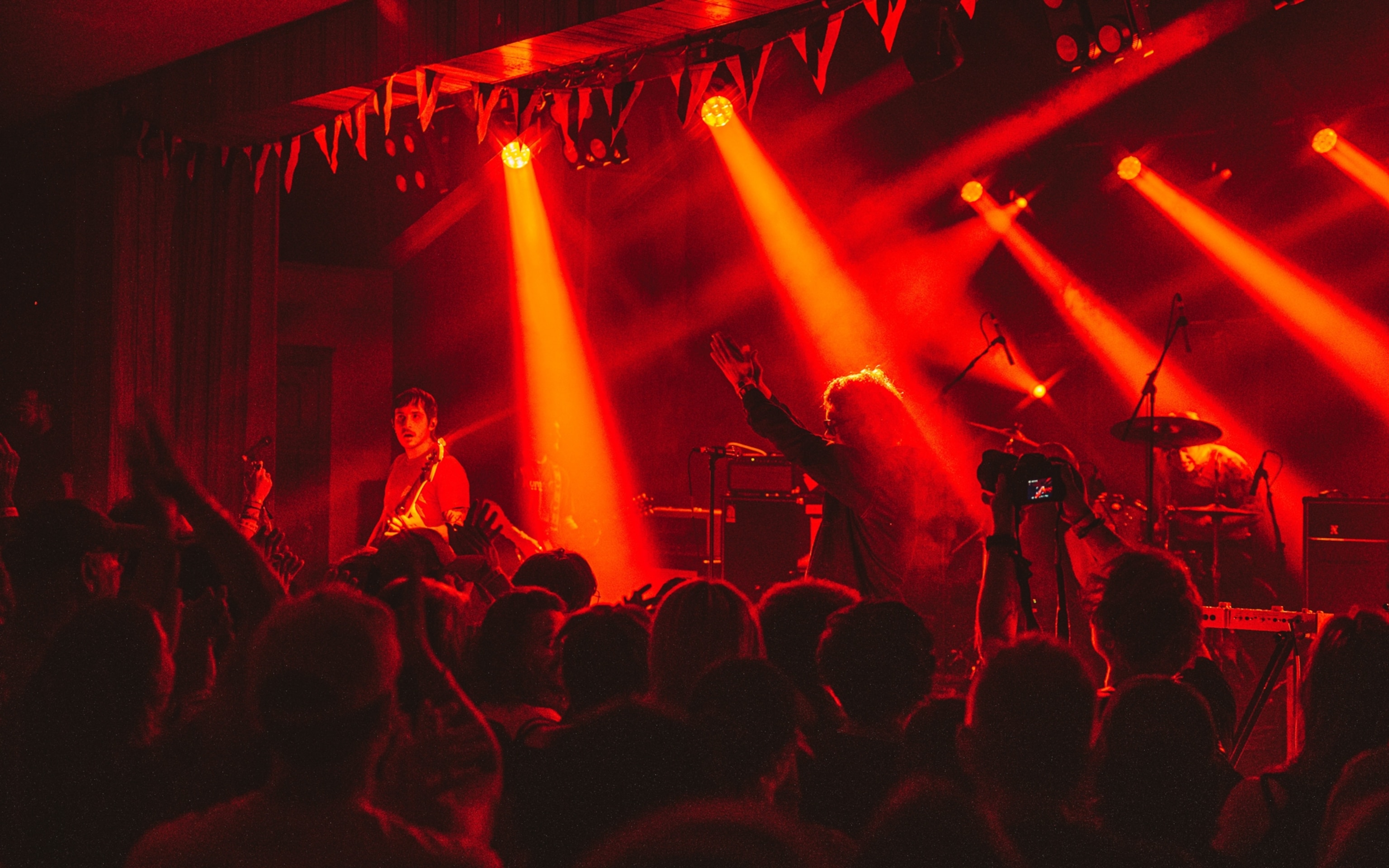 White Reaper performs at Treefort.