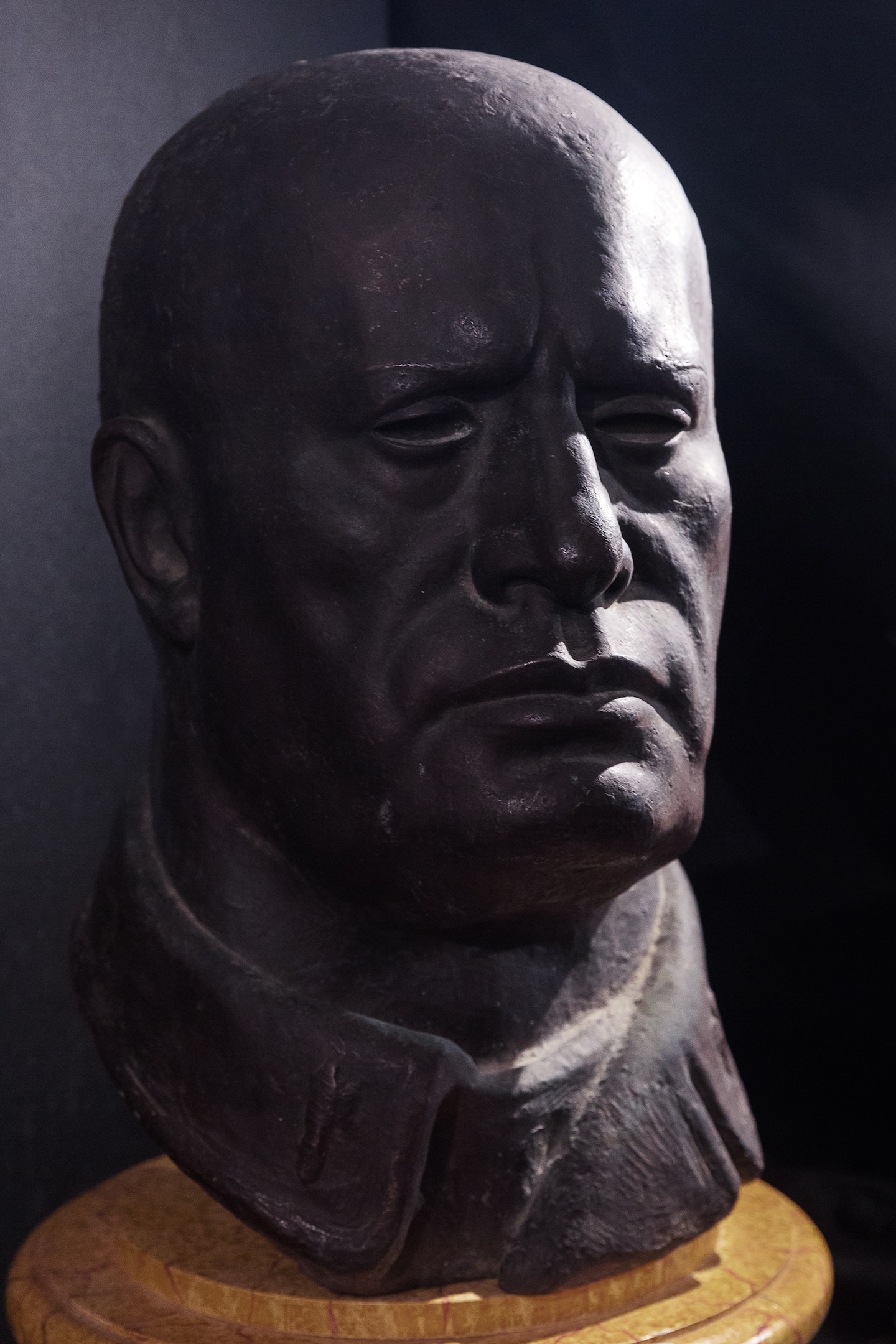 Mussolini bust