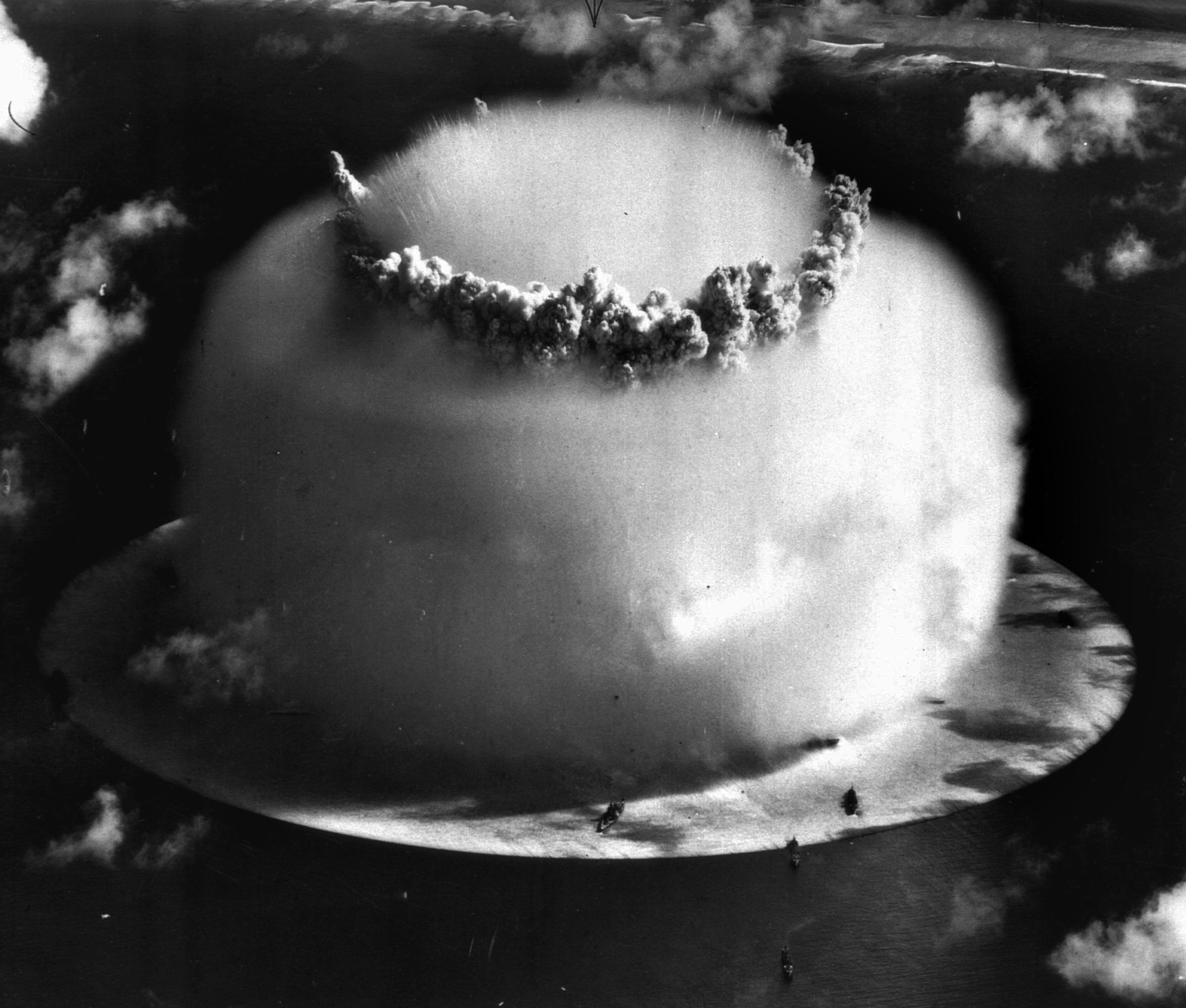 mushroom cloud on bikini atoll