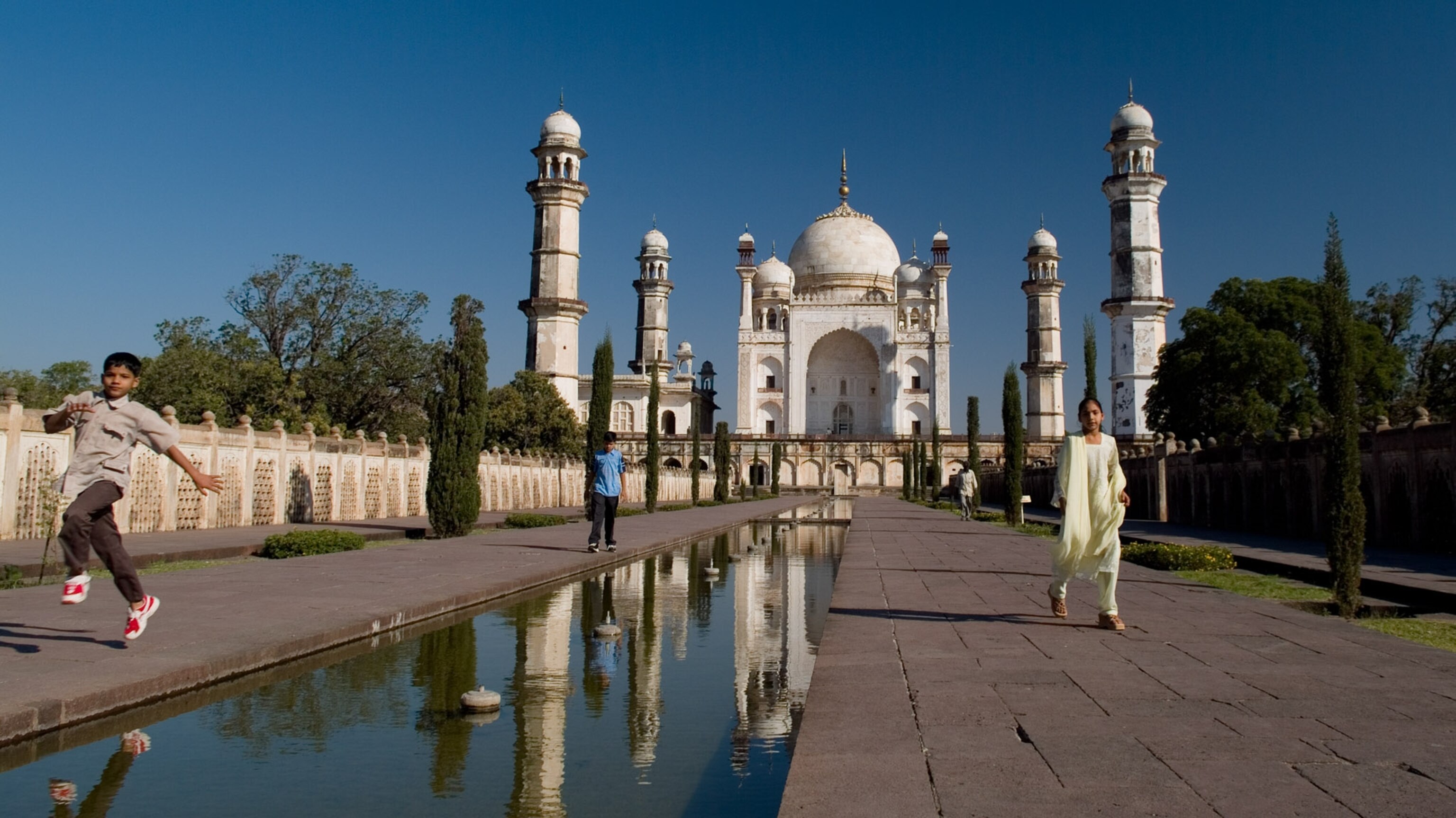 These 9 destination dupes feel like the real deal - Vimarsana News