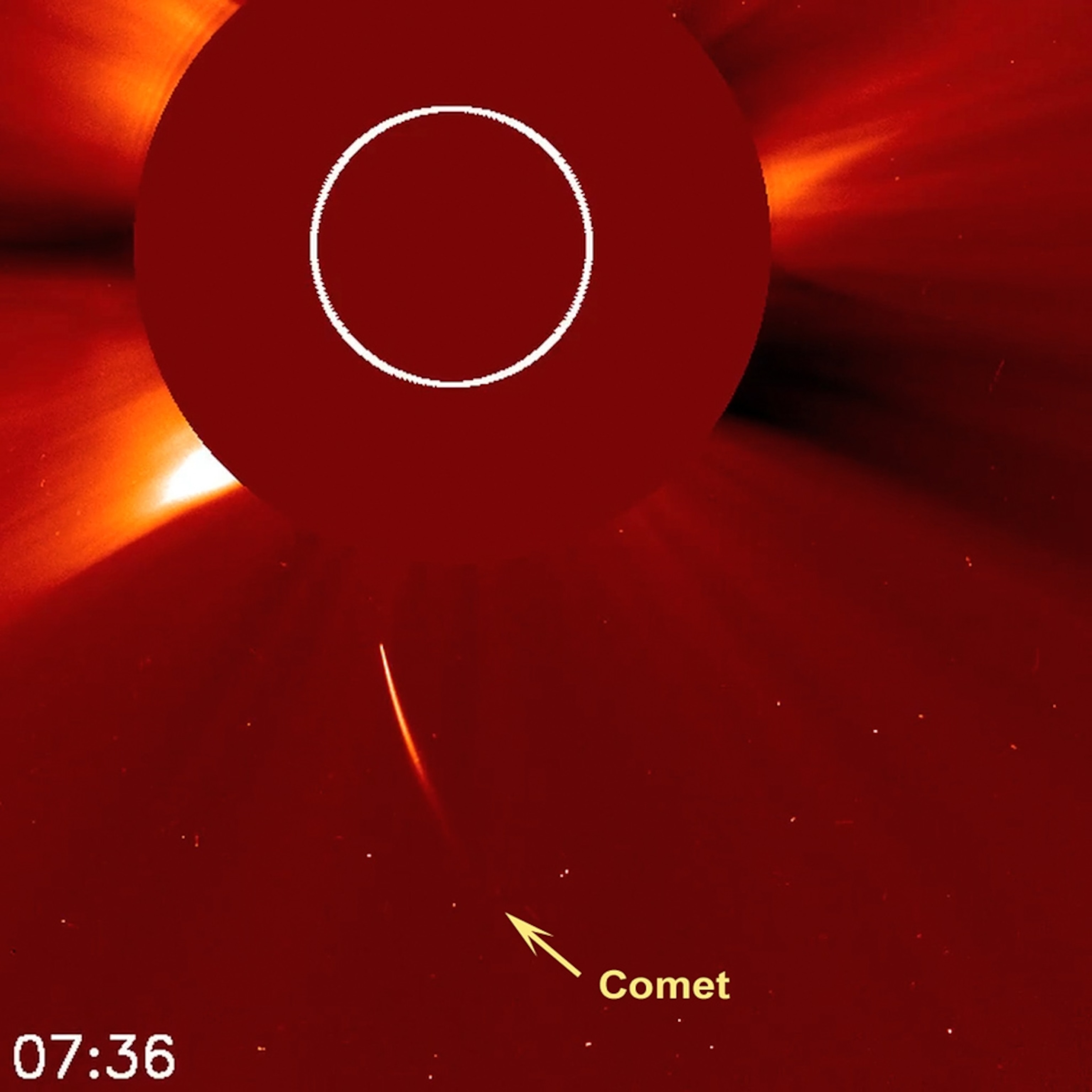 Comet headed toward the sun picture.