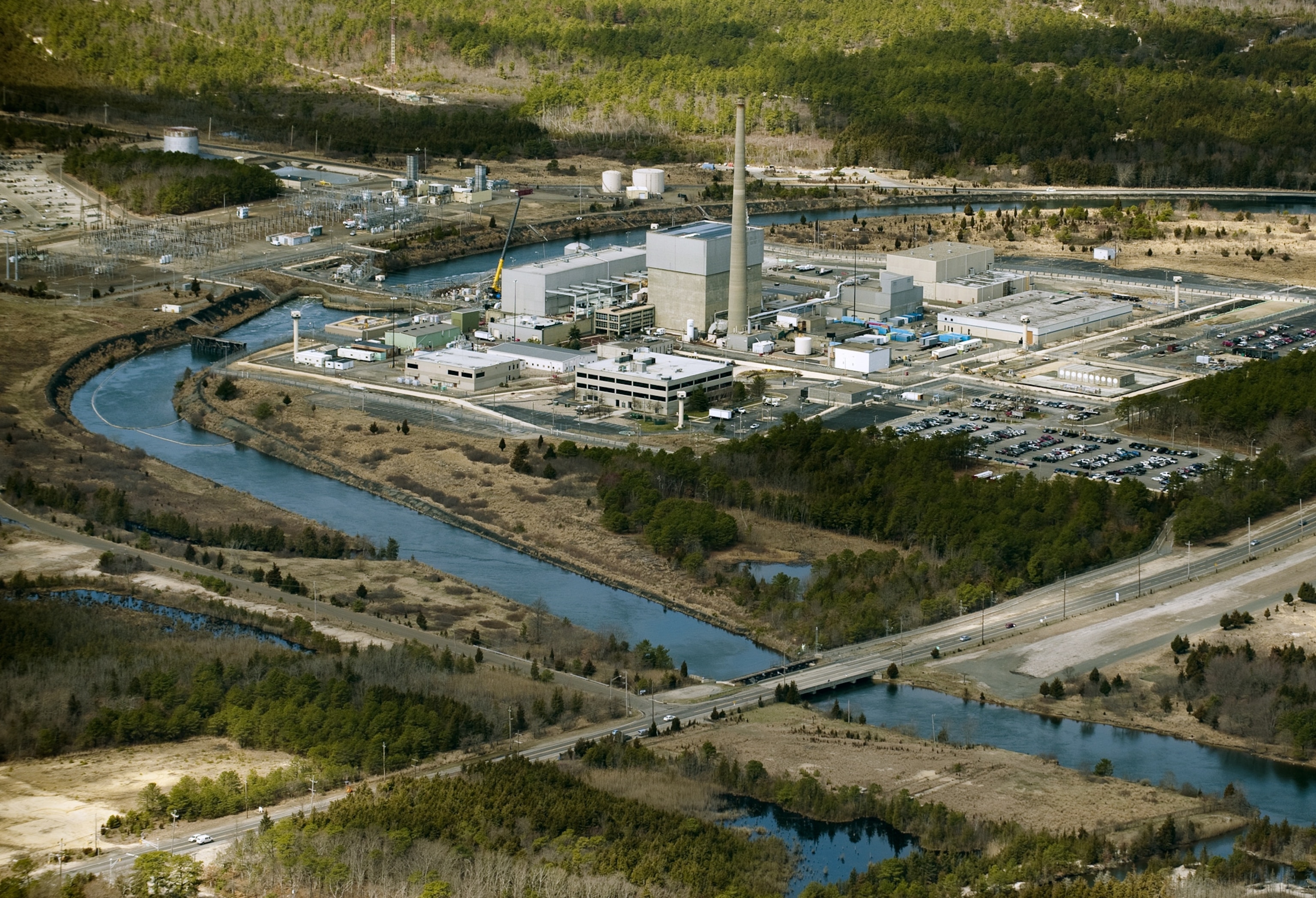 An aerial photograph of the Oyster Creek nuclear power plant in Forked River, New Jersey.