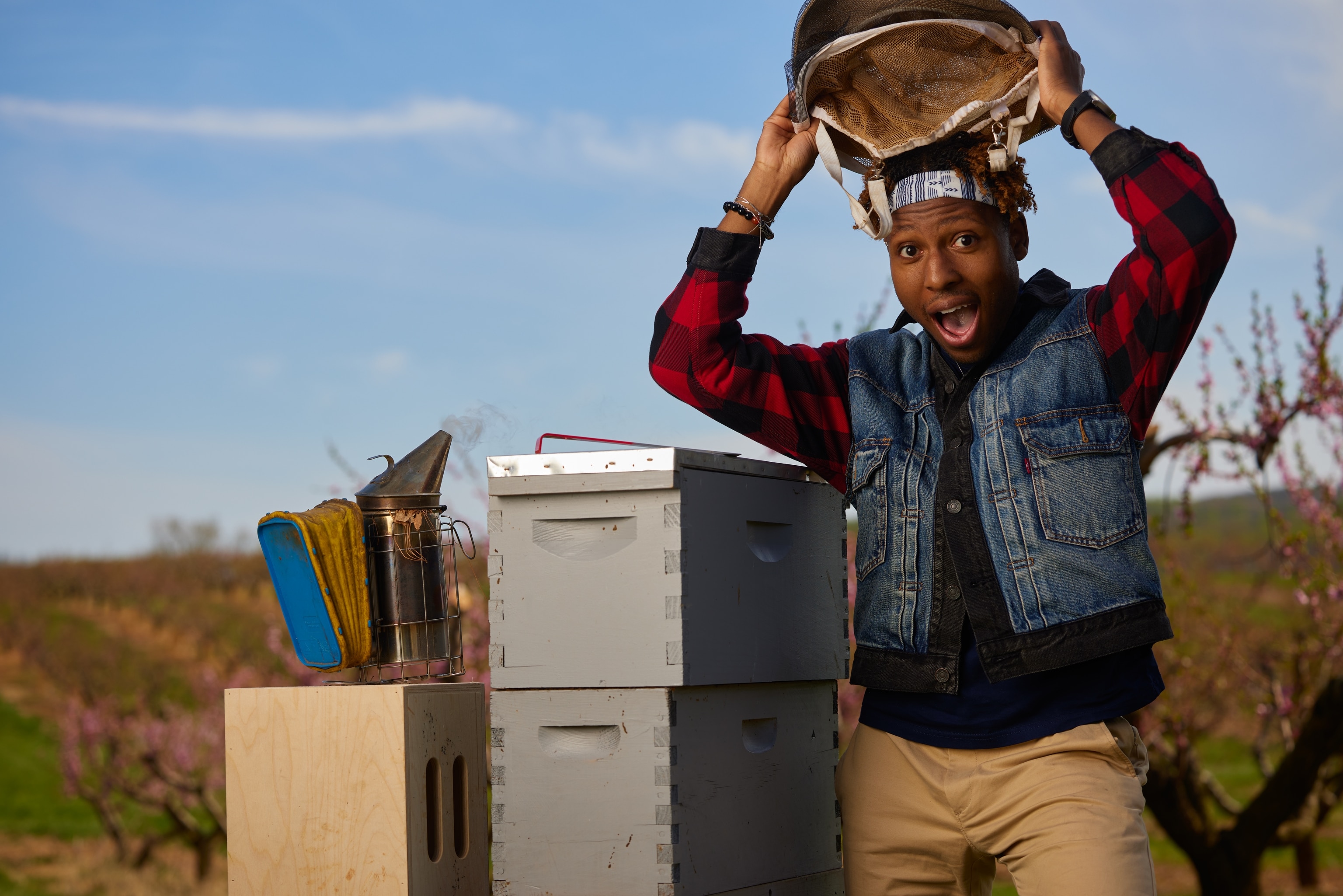 National Geographic Explorer Sammy Ramsey is an entomologist and National Geographic 2022 Wayfinder recipient. Ramsey’s research on the decline of honey bees has taken him around the globe to better understand how pollinator pandemics start –—and how they can be stopped.