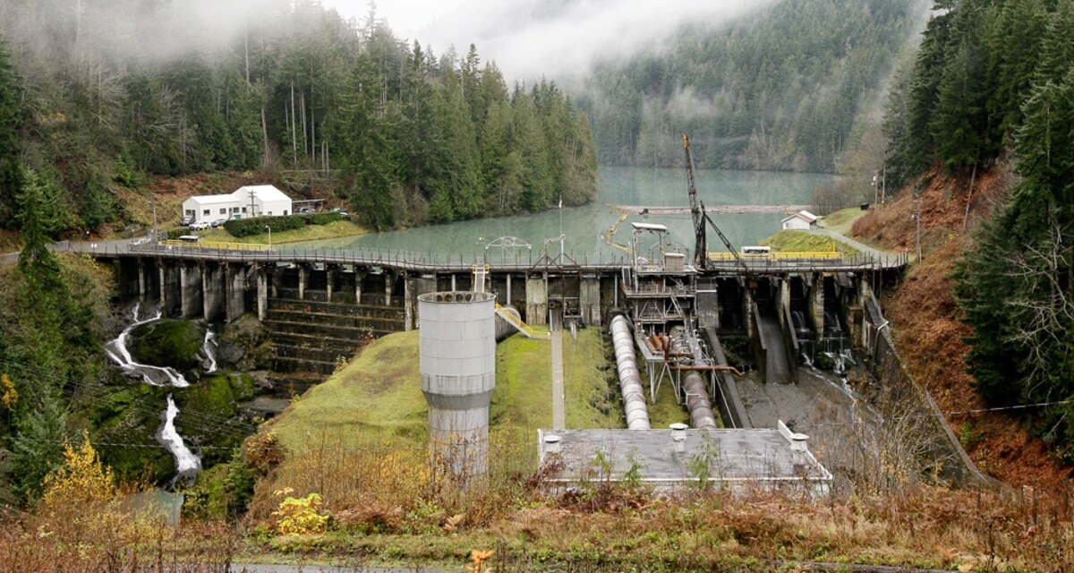 Largest U.S. Dam Removal to Restore Salmon Runs