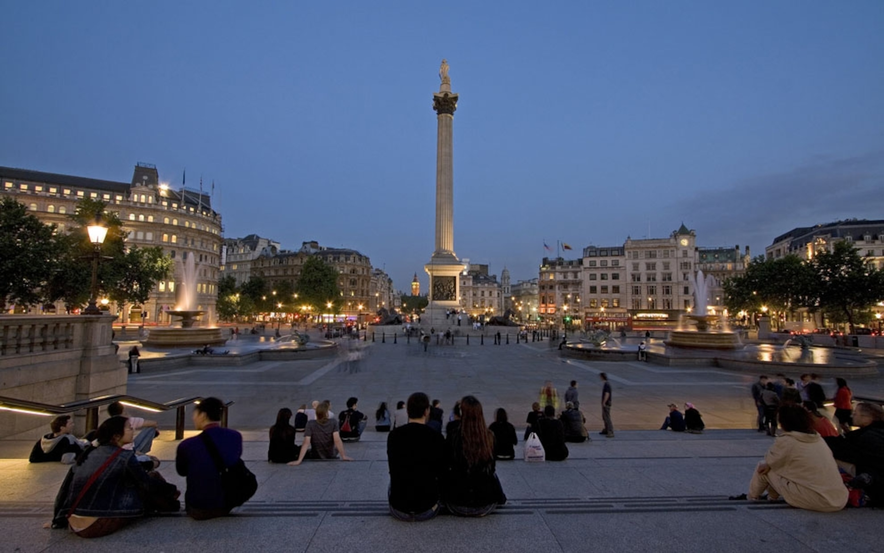 Night at Trafalgar Square