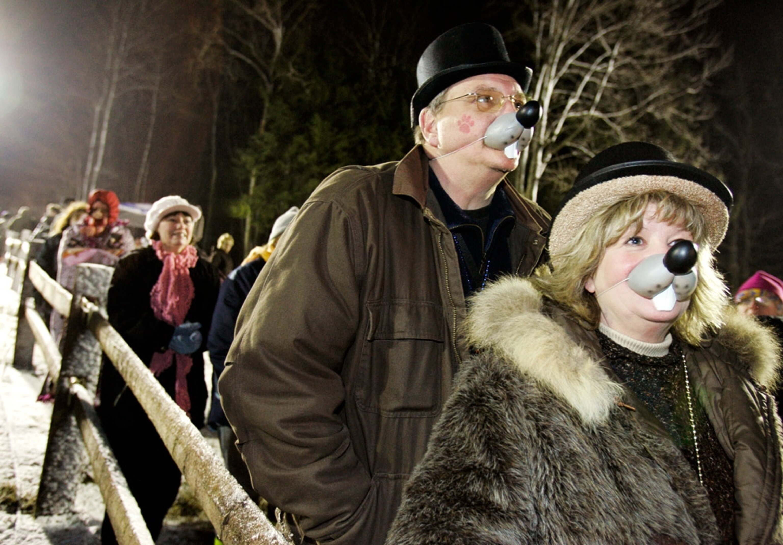 fans awaiting Punxsutawney Phil's prediction in 2008.