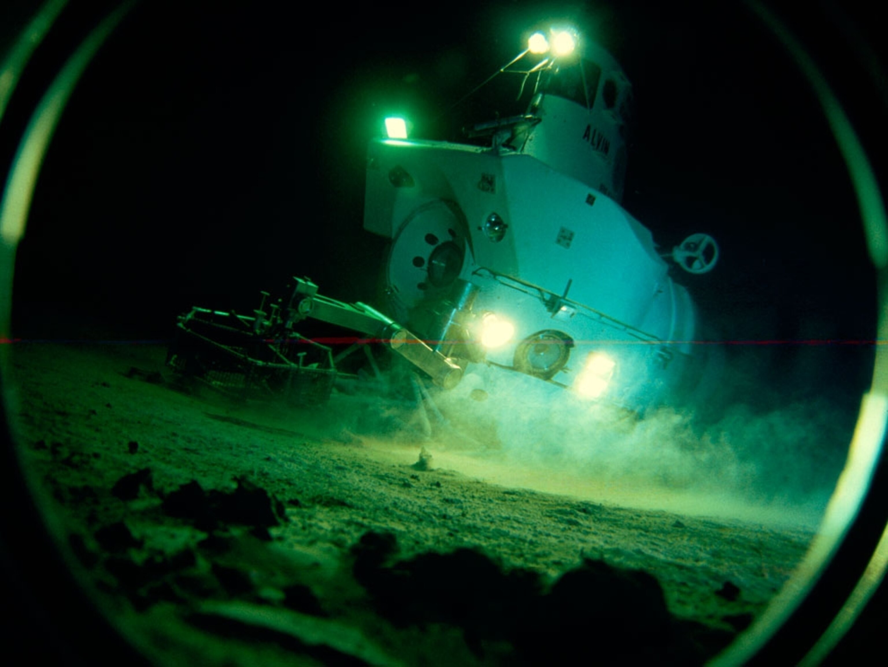 Alvin submersible explores Cayman Trough