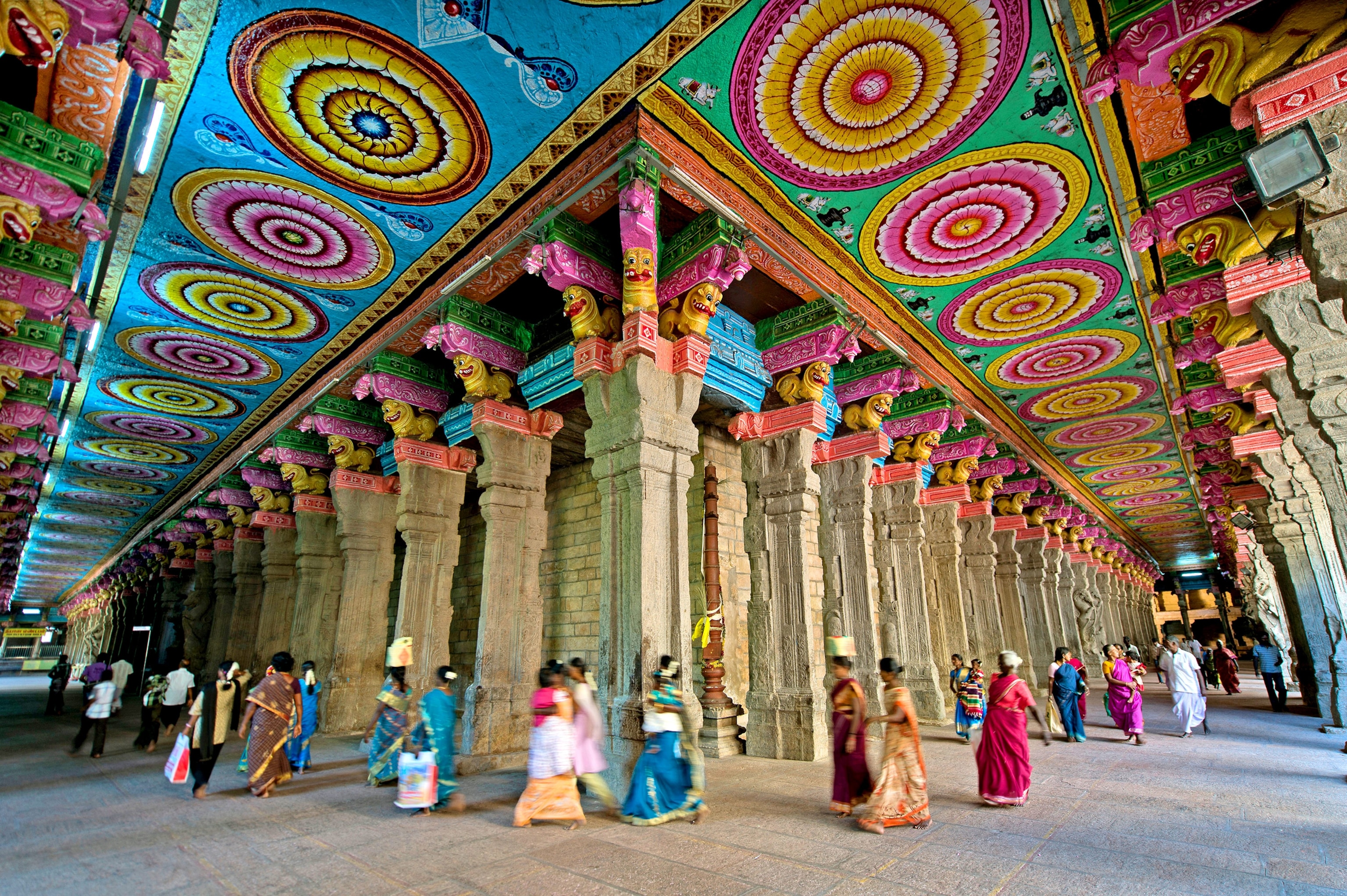 the temple hallway of Meenakshi Amman Temple in India