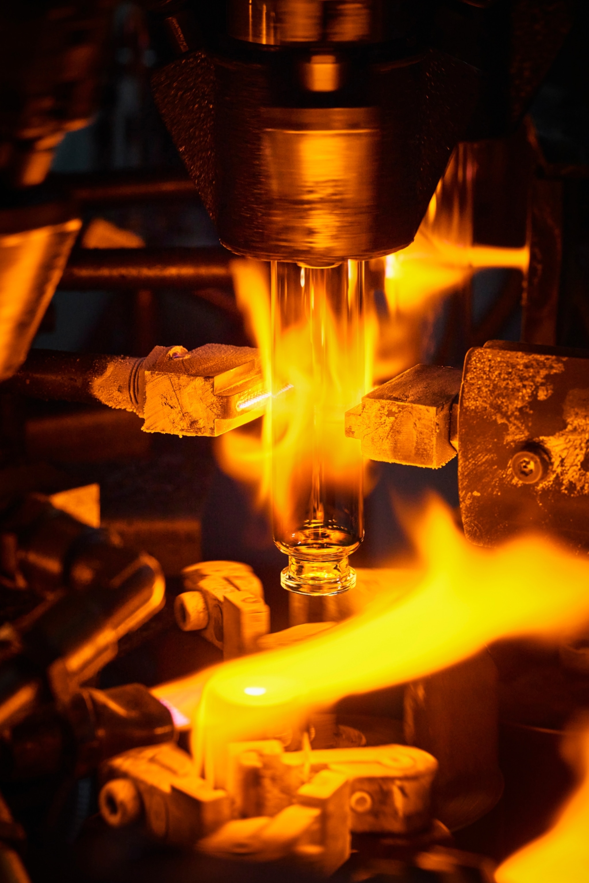 A glass revolution is underway. Spoiler alert it bends and bounces