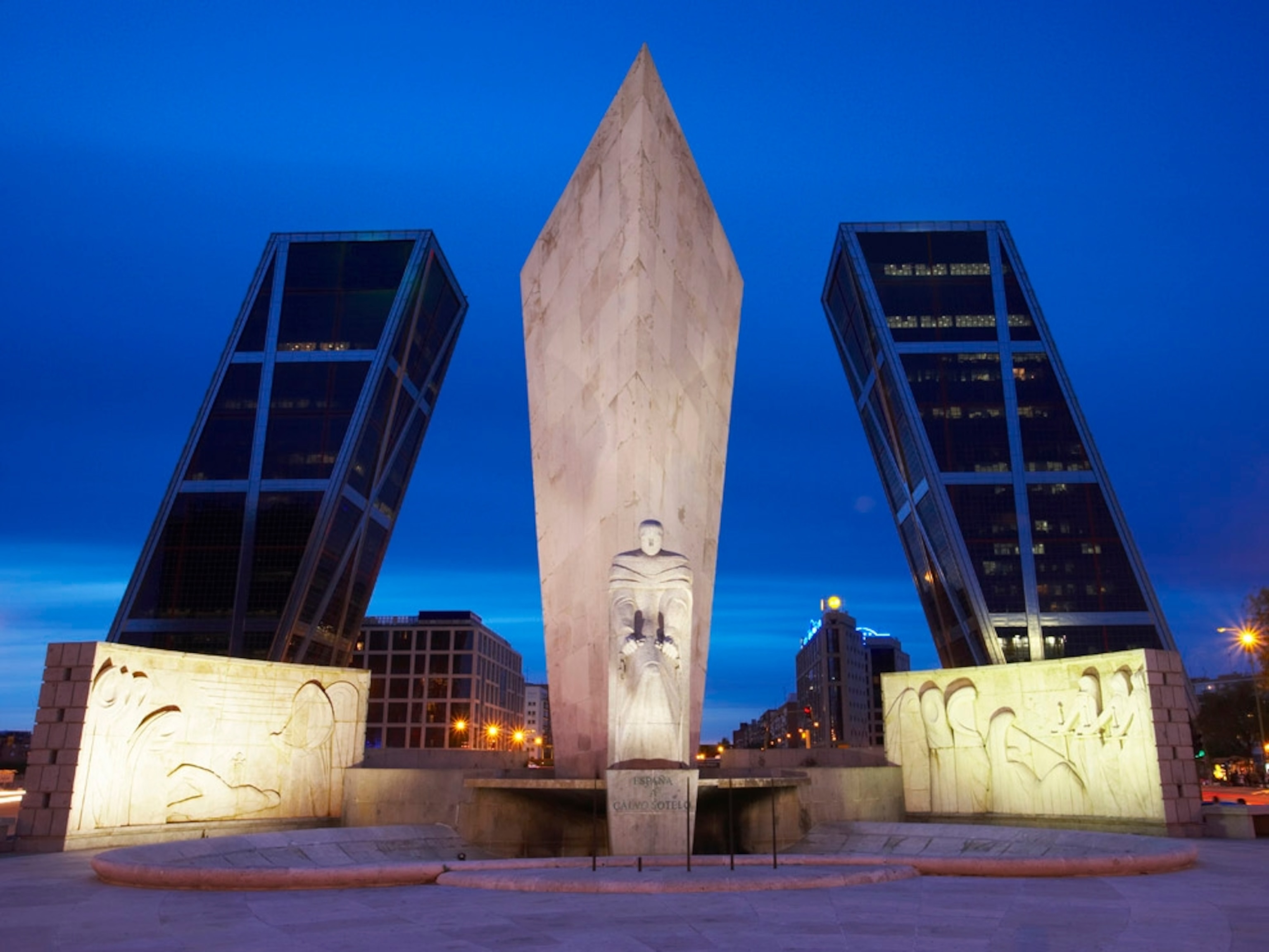 Madrid’s Kio Towers