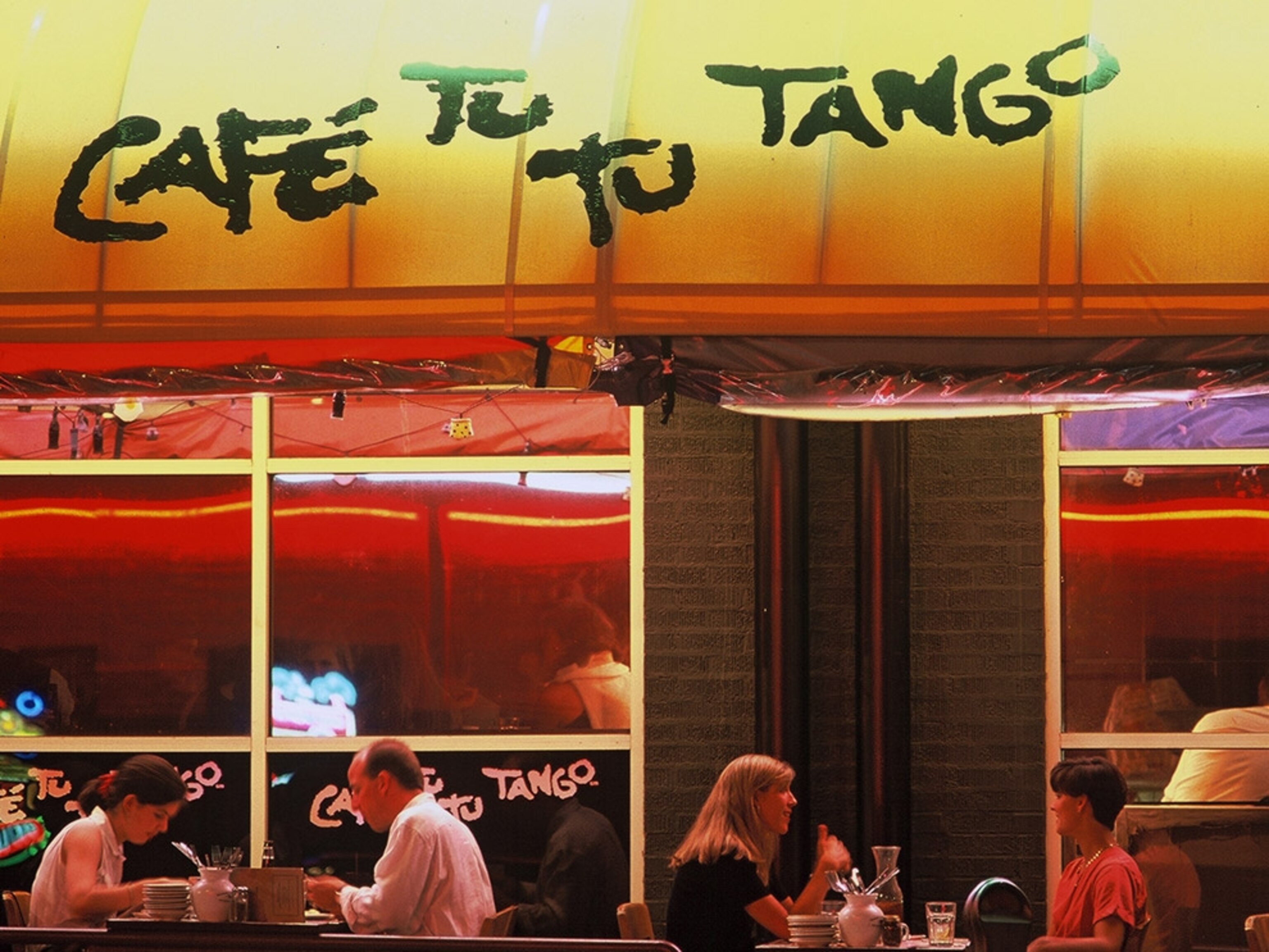 Cafe Tu Tu Tango