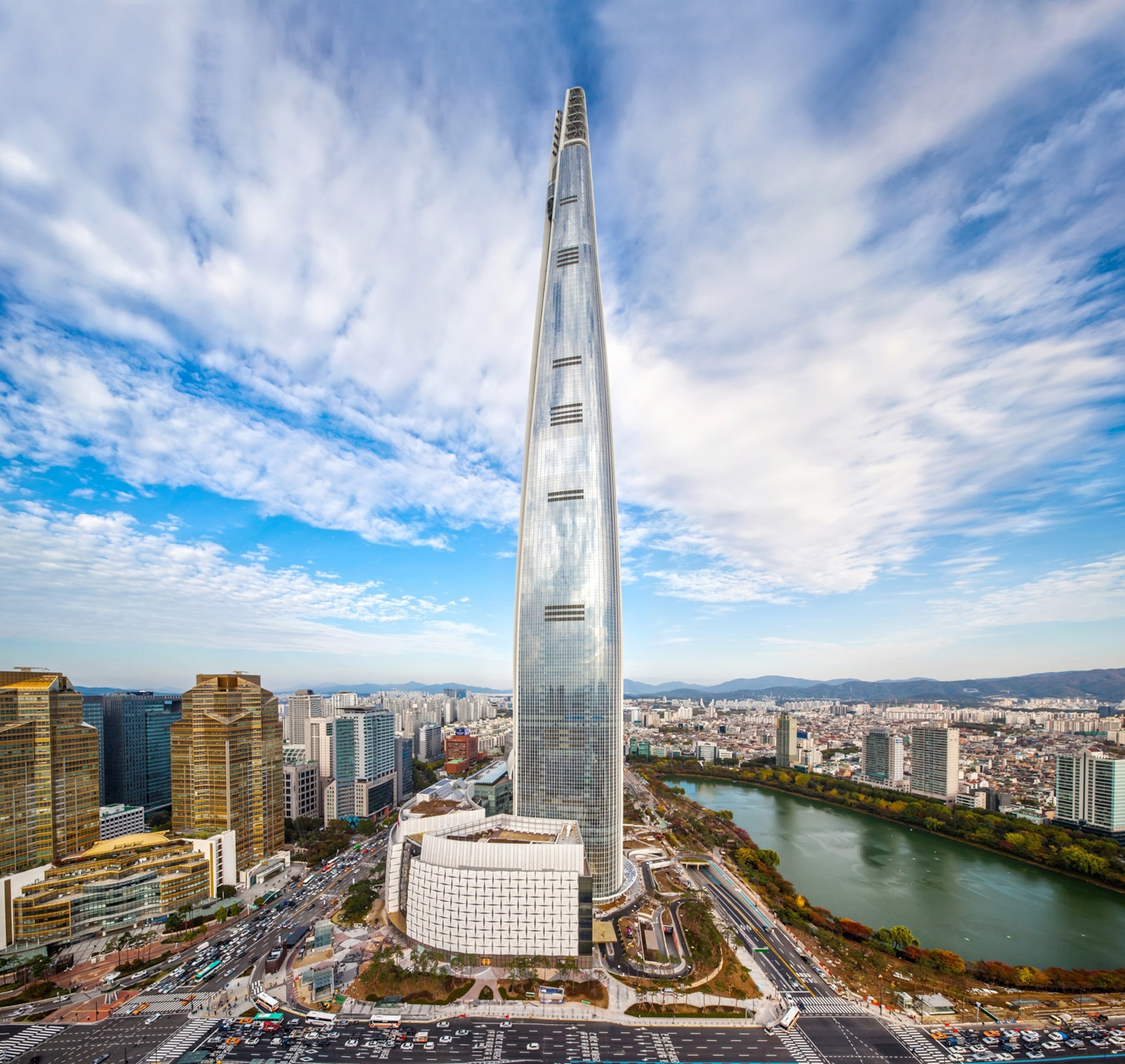 the Lotte Tower in Seoul, South Korea