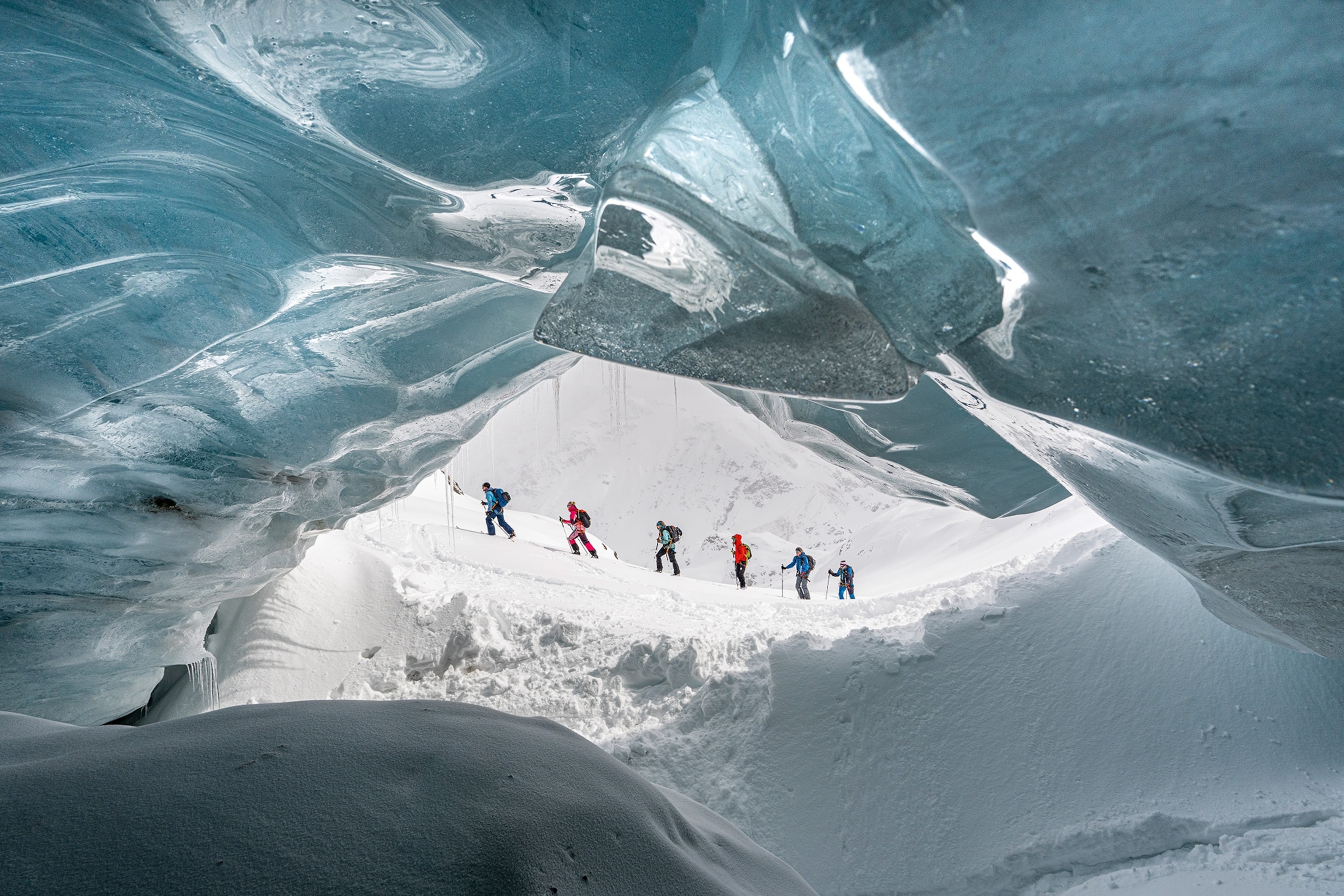 Mountaineers around the Forni Glacier, near Bormio.