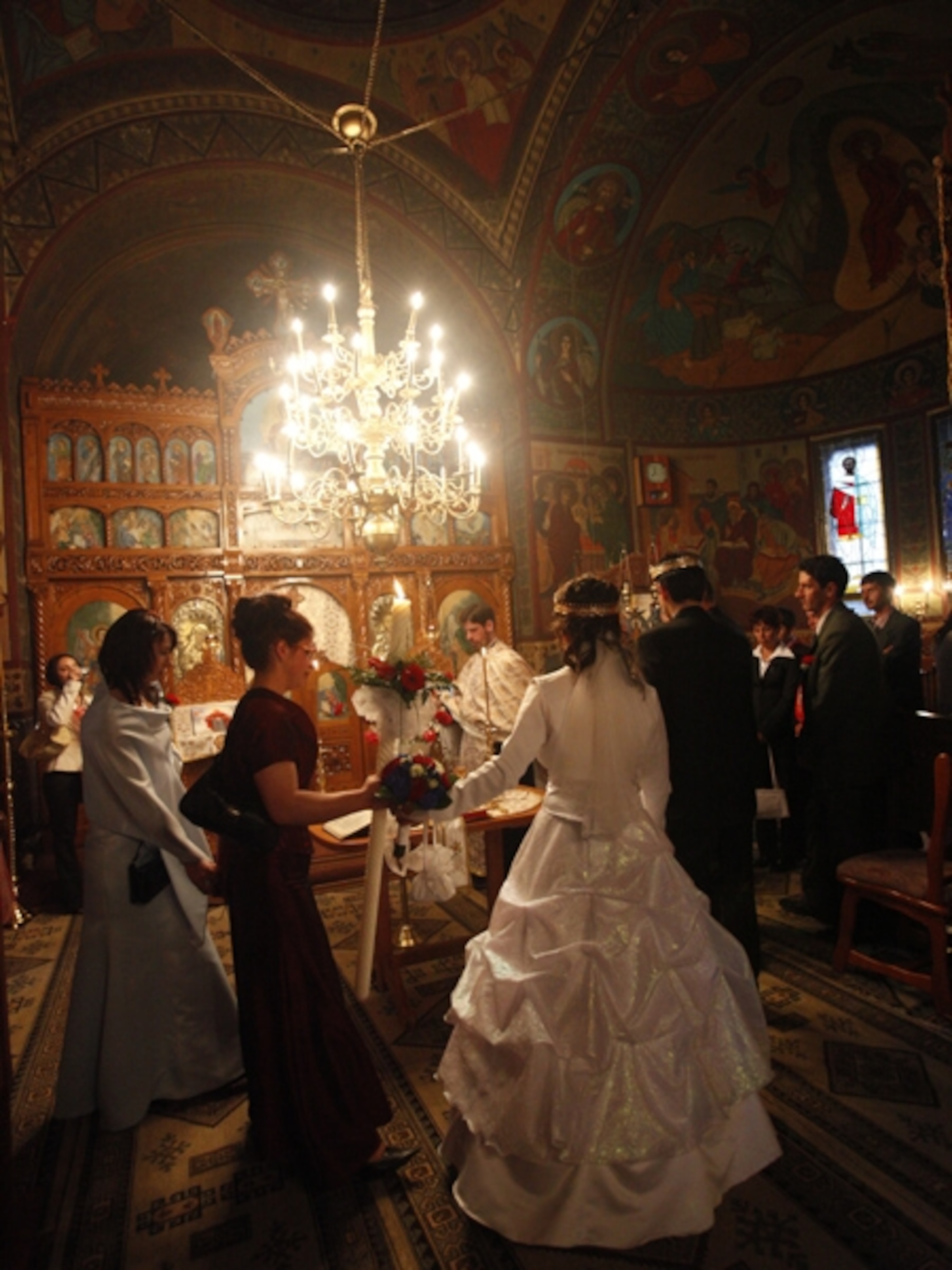 Wedding in a Romanian Orthodox church